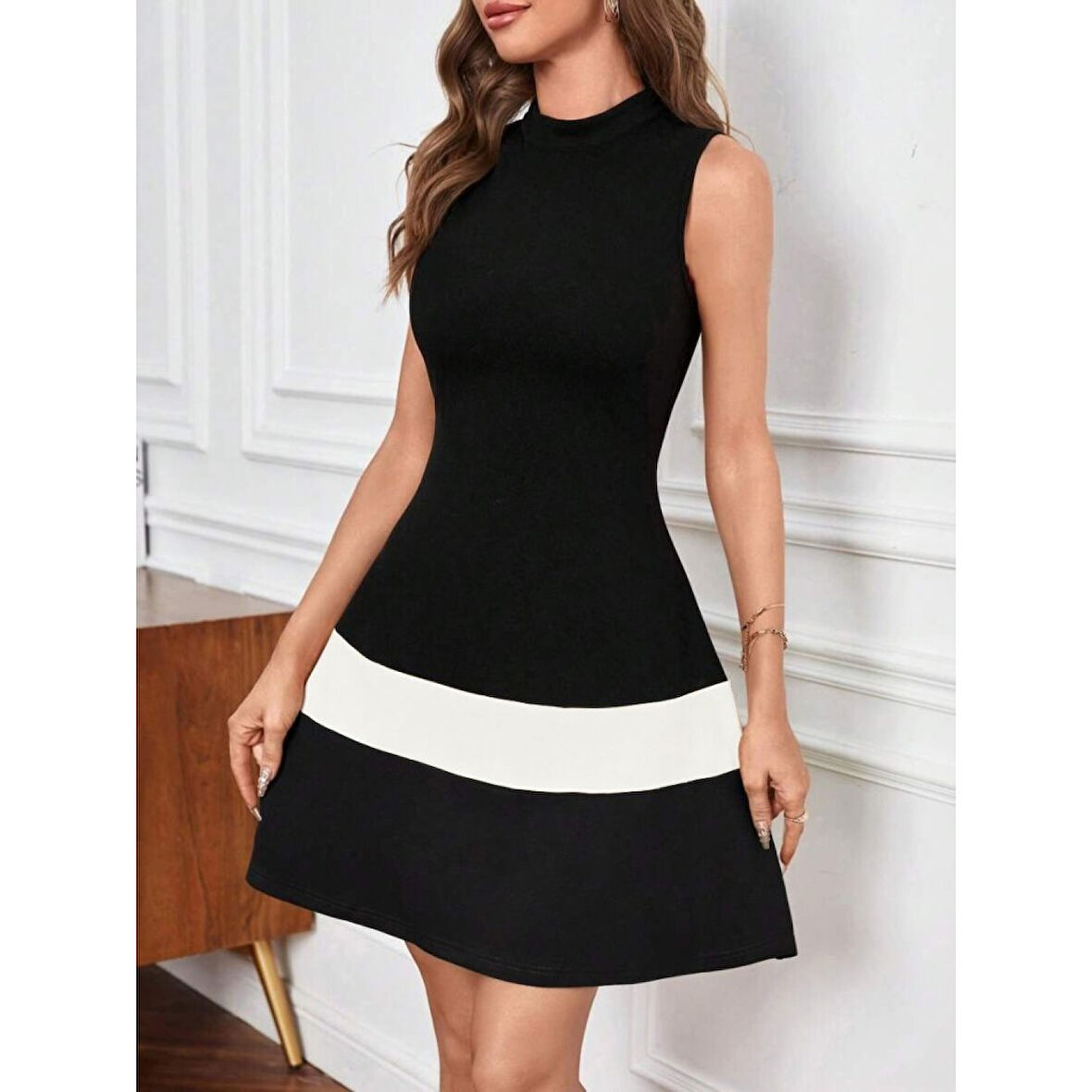 Lucky Life Kadın Sıfır Kol Yarı Balıkçı Yaka şerit Detaylı Ithal Krep Elbise