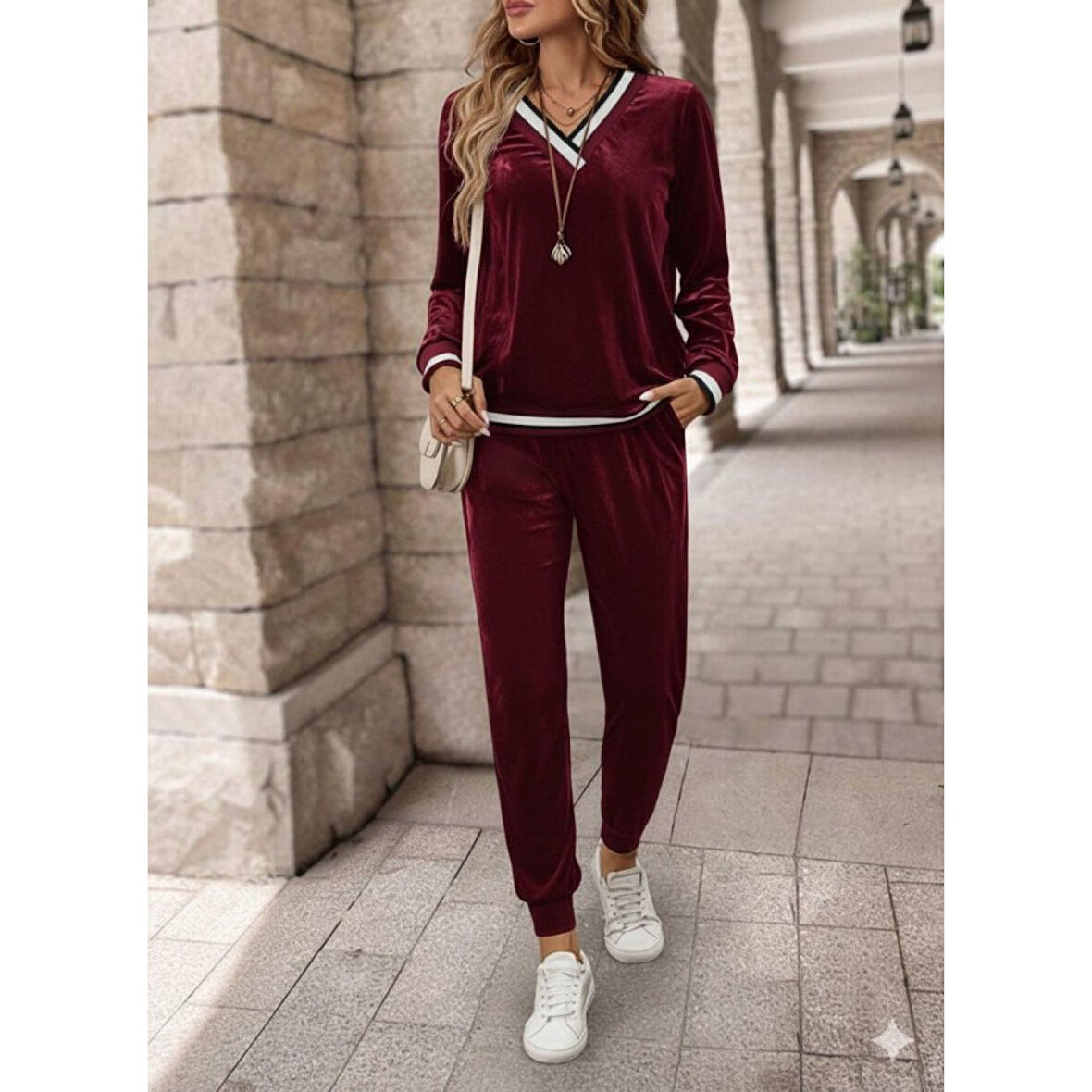 Lucky Life Kadın Uzun Kollu V Yaka Kadife Bluz Ve Pantolon Ikili Takım