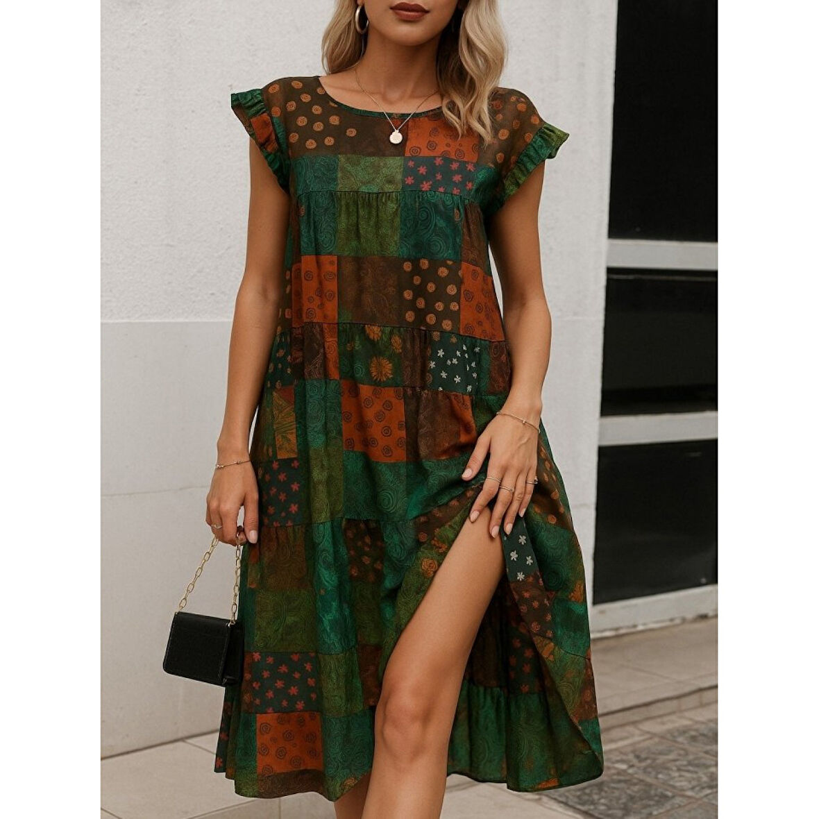 Lucky Life Kadın Kısa Kollu Kolları Fırfırlı Bisiklet Yakalı Kare Desenli Elbise