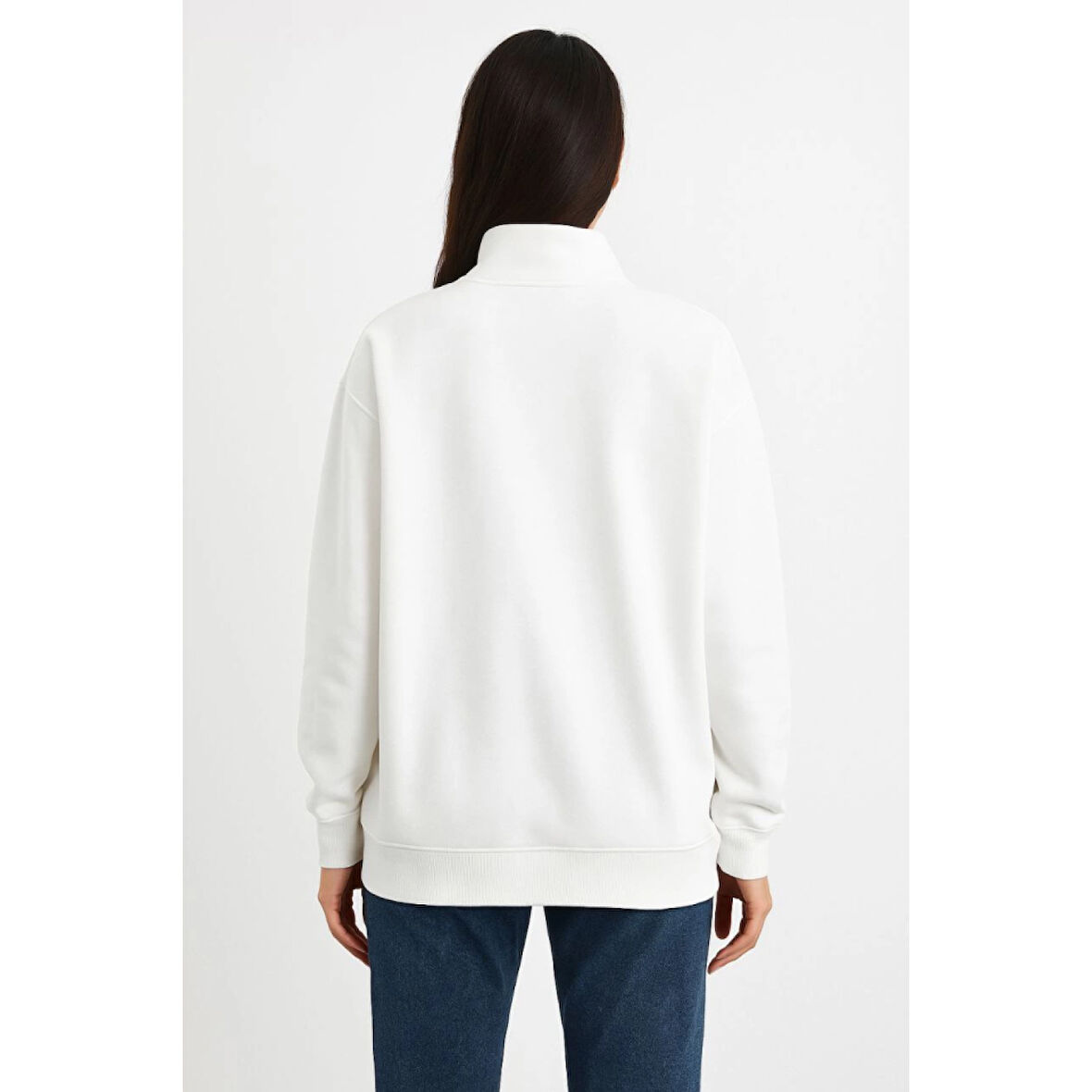 Lucky Life Üç İplik Dık Yaka Yarım Fermuarlı SweatShirt - Beyaz