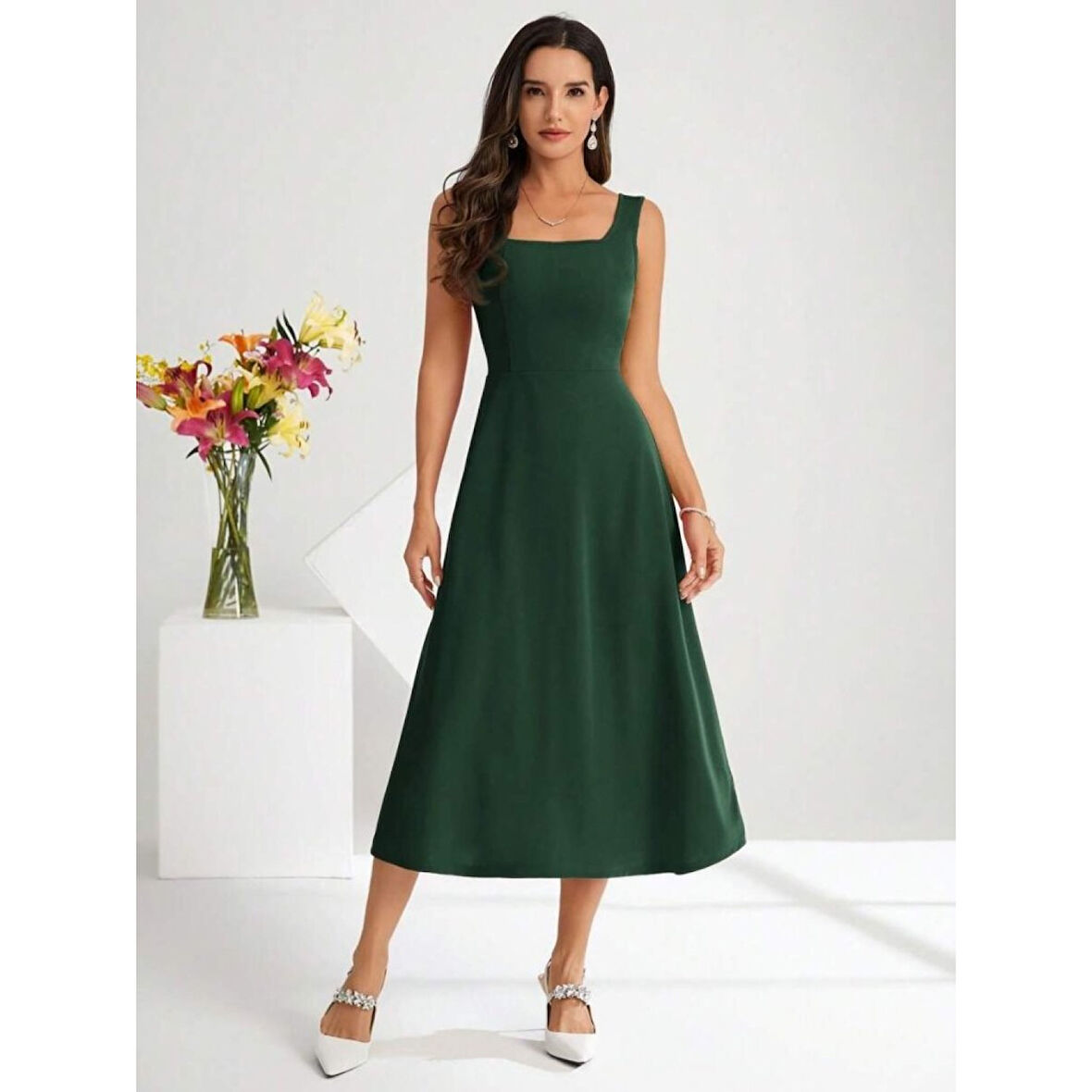 Lucky Life Kadın Askılı Kare Yakalı Midi Ithal Krep Elbise