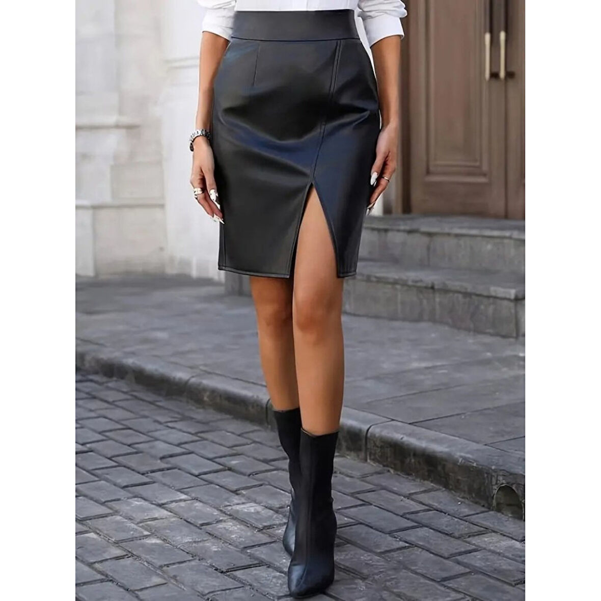 Lucky Life Kadın Yüksek Bel Yırtmaçlı Mini Deri Etek