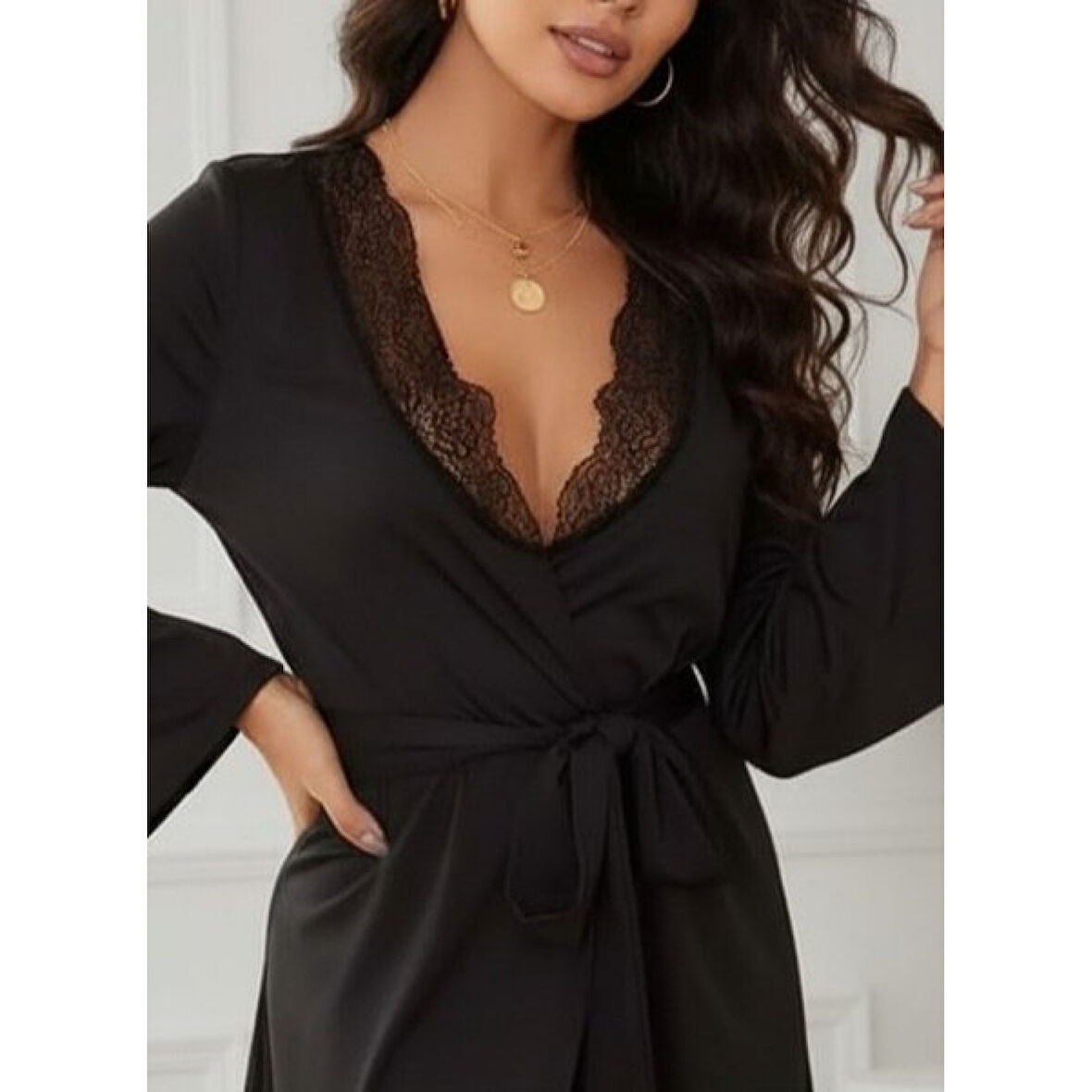 Lucky Life Kadın Uzun Kollu Dantel Yakalı Belden Kuşaklı Viskon Gecelik