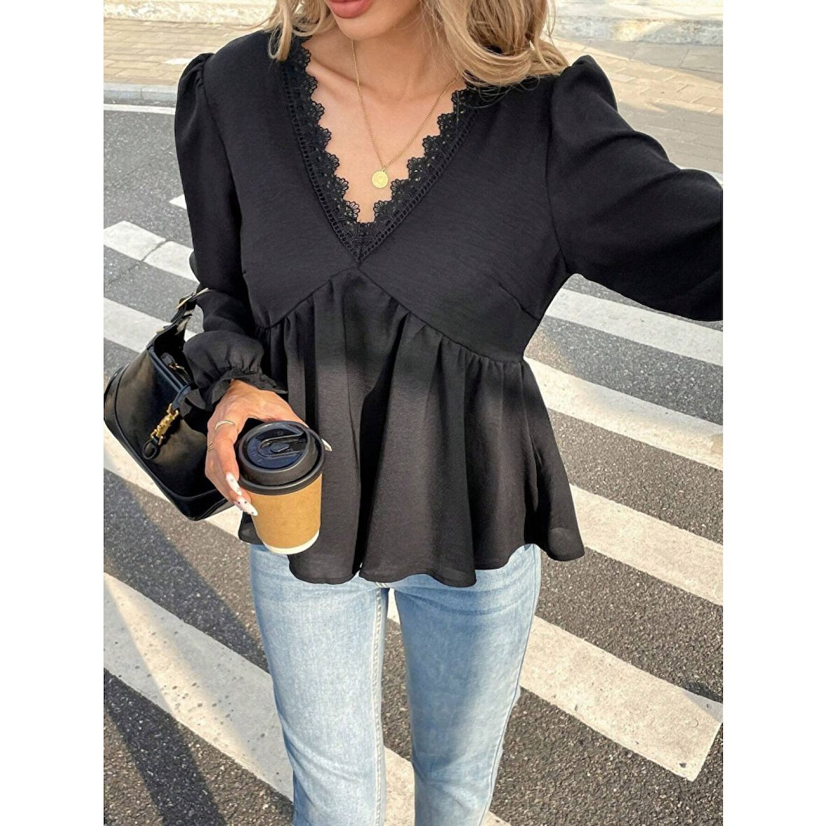 Lucky Life Lucky Life Kadın Uzun Kollu V Dantel Yaka Aerobin Bluz