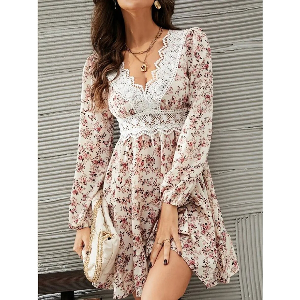 Lucky Life Lucky Life Kadın Uzun Kollu Dantel V Yakalı Mini Desenli Süprem Elbise