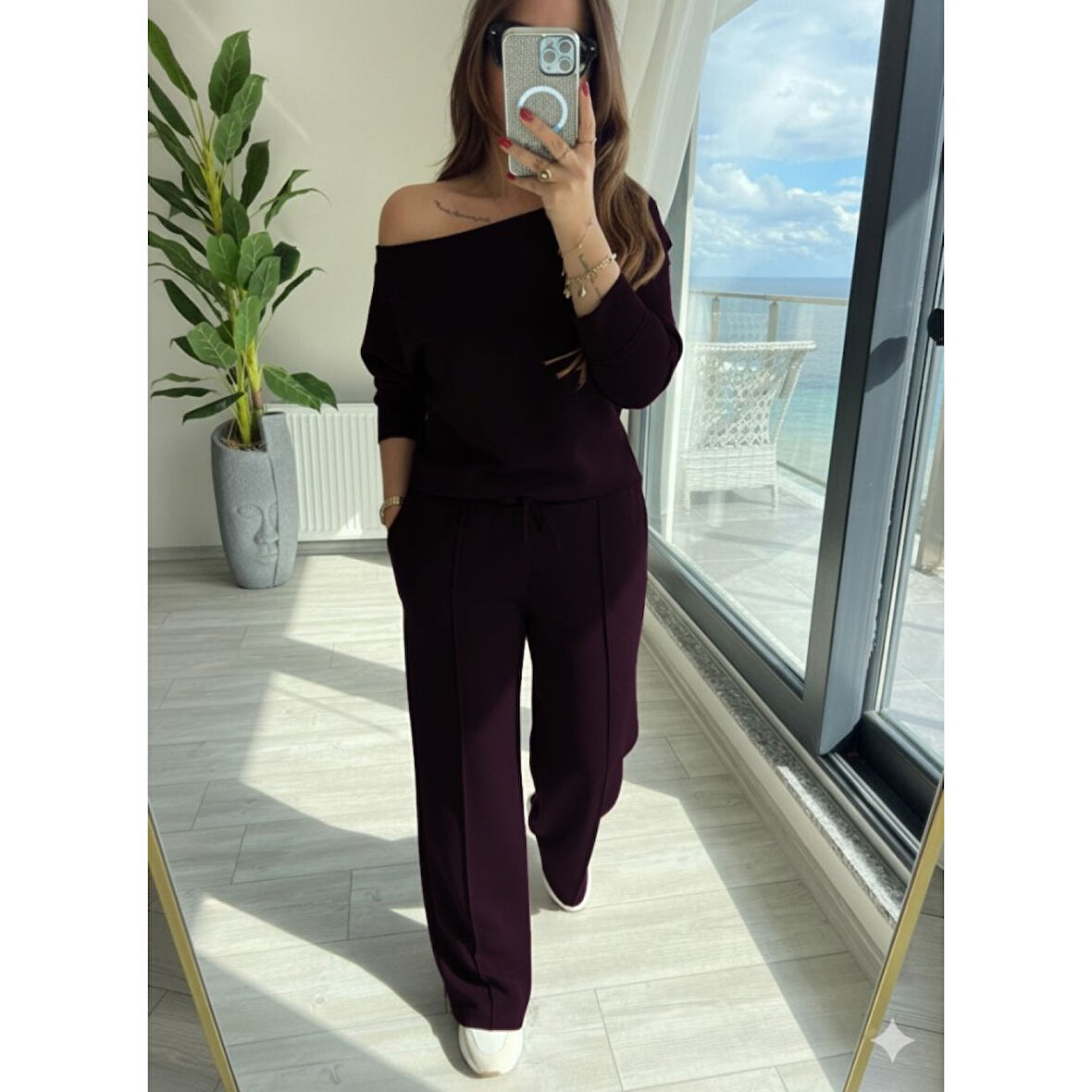 Lucky Life Kadın Uzun Kollu Tek Omuzdan Açık Modal Bluz Ve Pantolon Ikili Mürdüm Takım