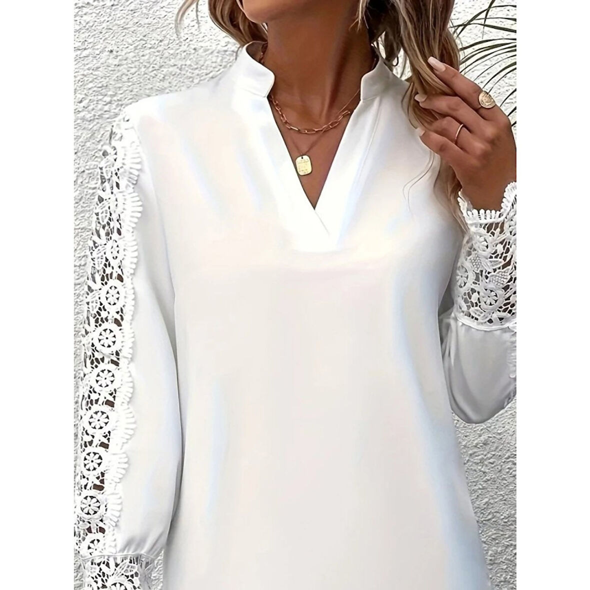 Lucky Life Kadın Uzun Kollu Hakim Yaka Kolları Dantel Detaylı Ithal Krep Bluz