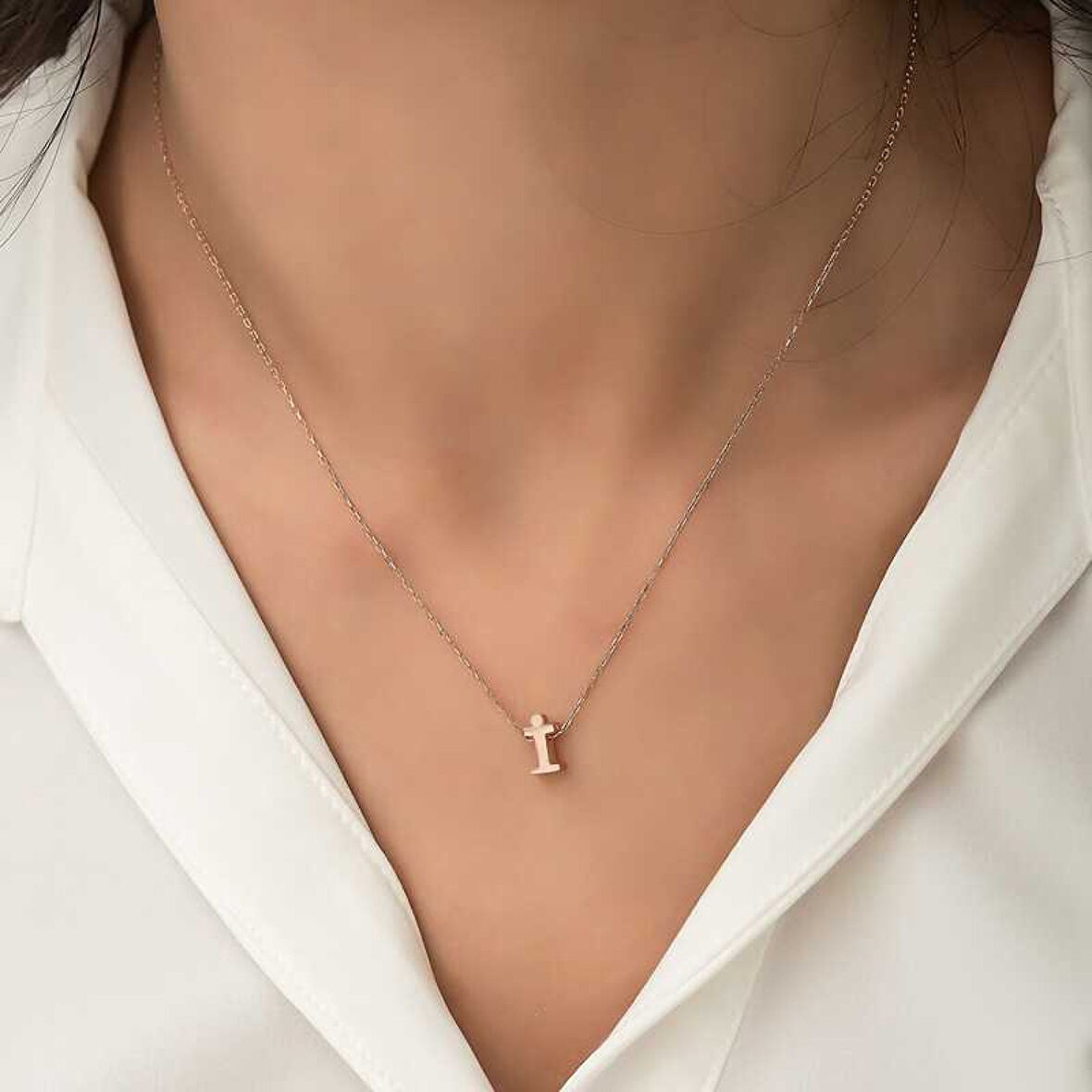 Gümüş Rose 3 Boyutlu İ Harf Kadın Kolye
