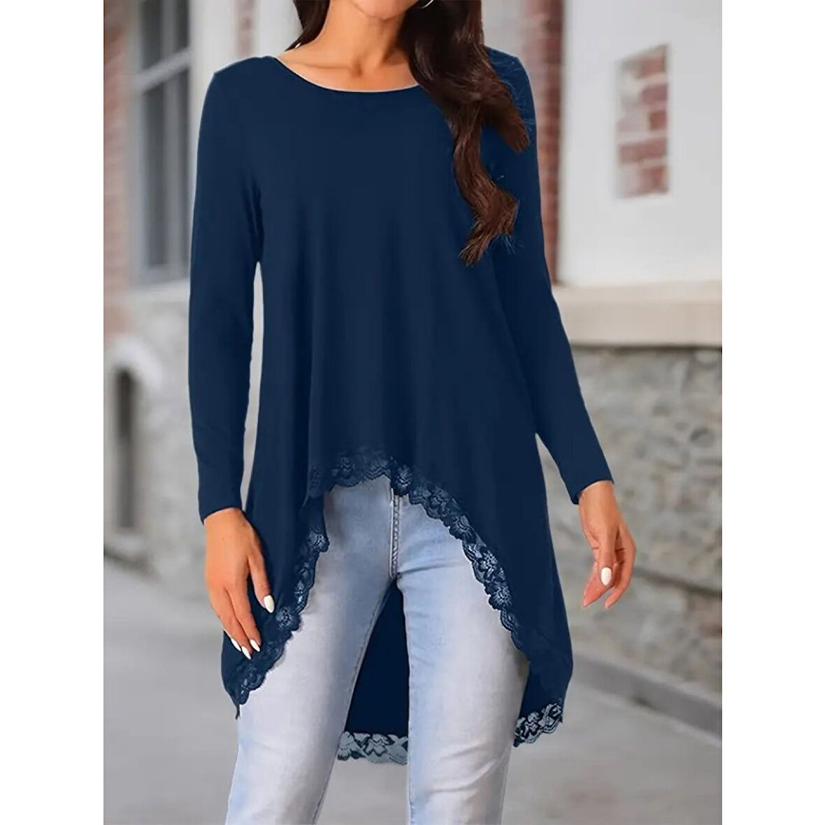 Lucky Life Kadın Uzun Kollu Bisiklet Yaka Asimetrik Kesim Detaylı Dantelli Viskon Bluz