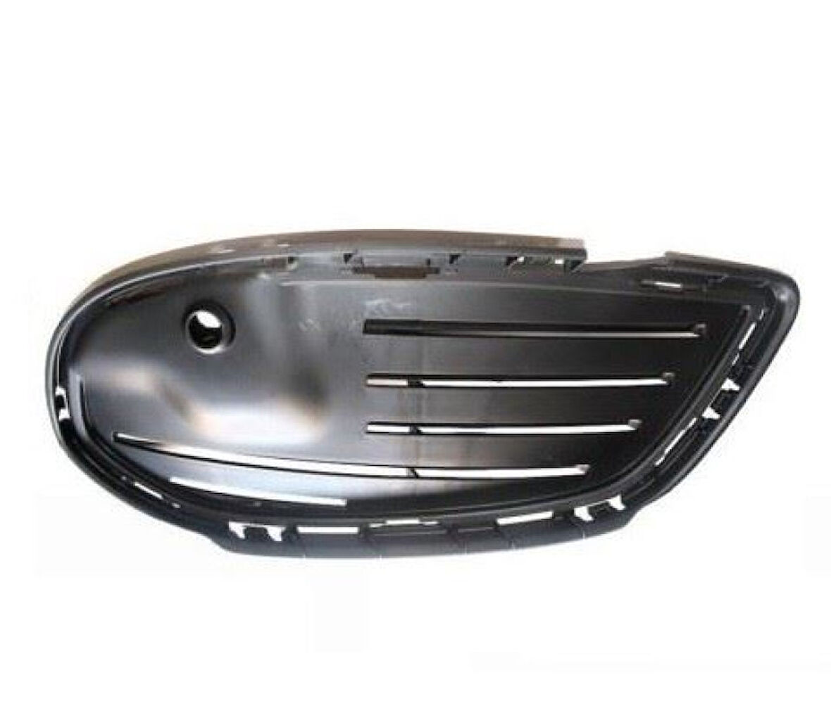 Mercedes On Tampon İzgarası IC Sag Amg W205 14> - Vortex V2206670