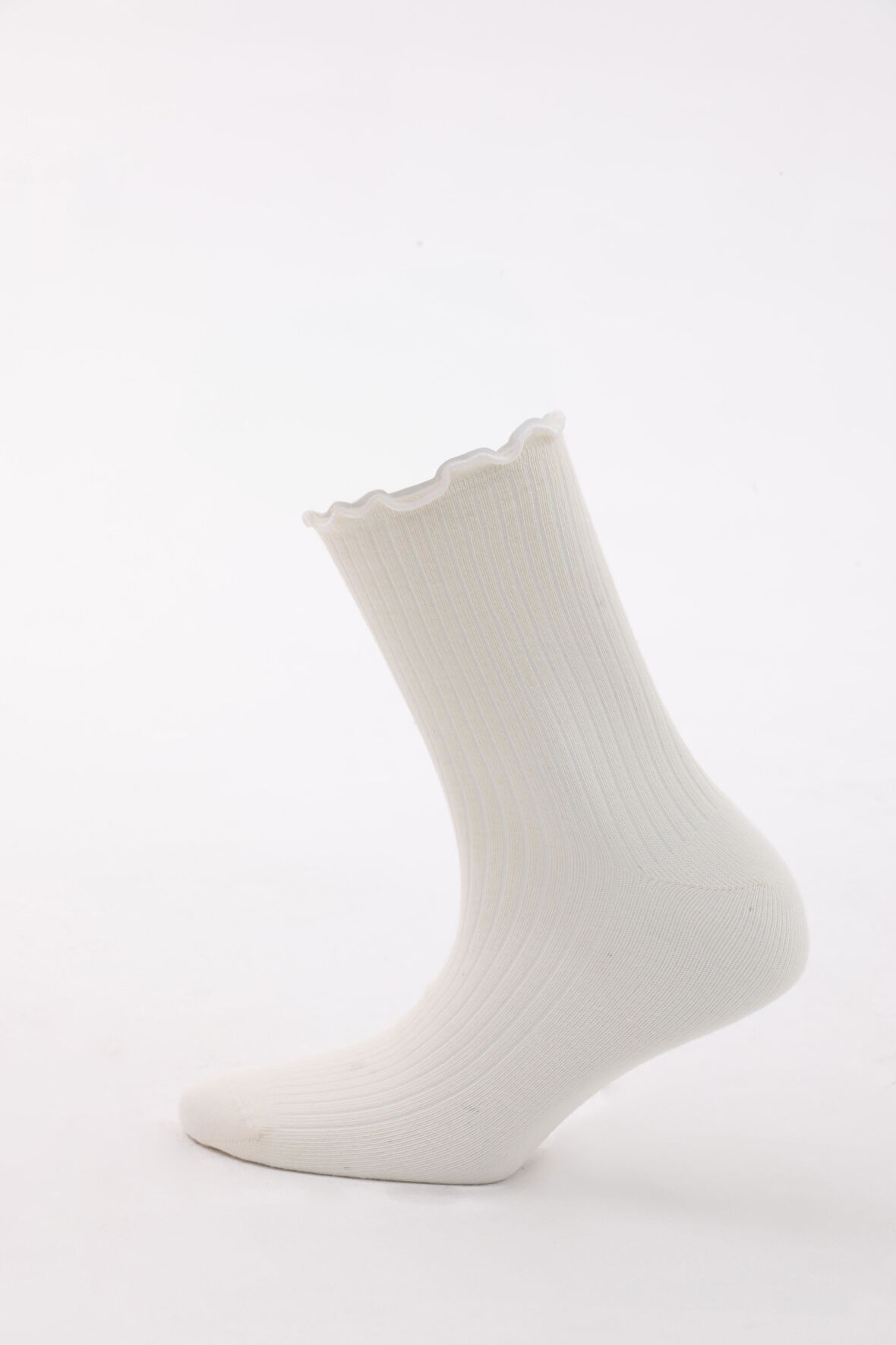 Kadın Ekru Renkli Bileği Fırfırlı Soket Çorap