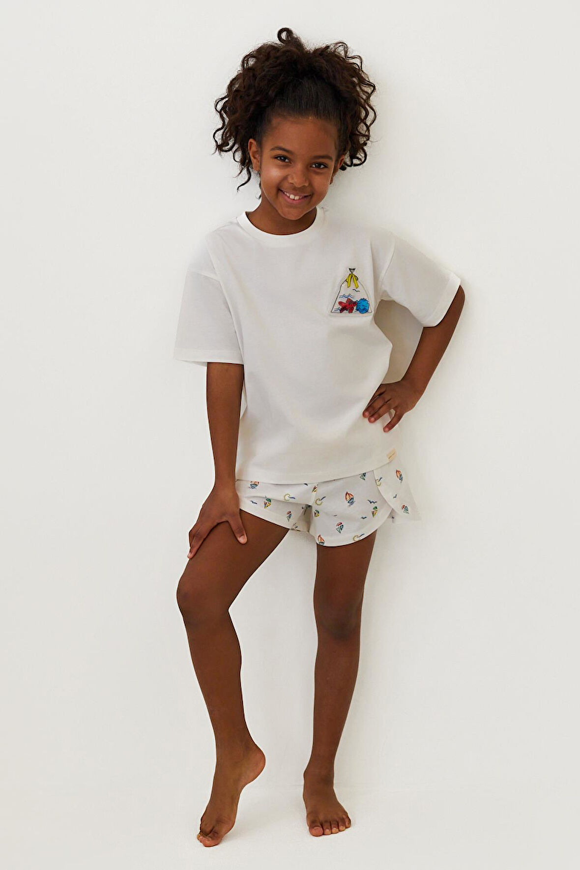 Kız Çocuk Seageo Balıklı Şortlu Pijama Takımı Ekru