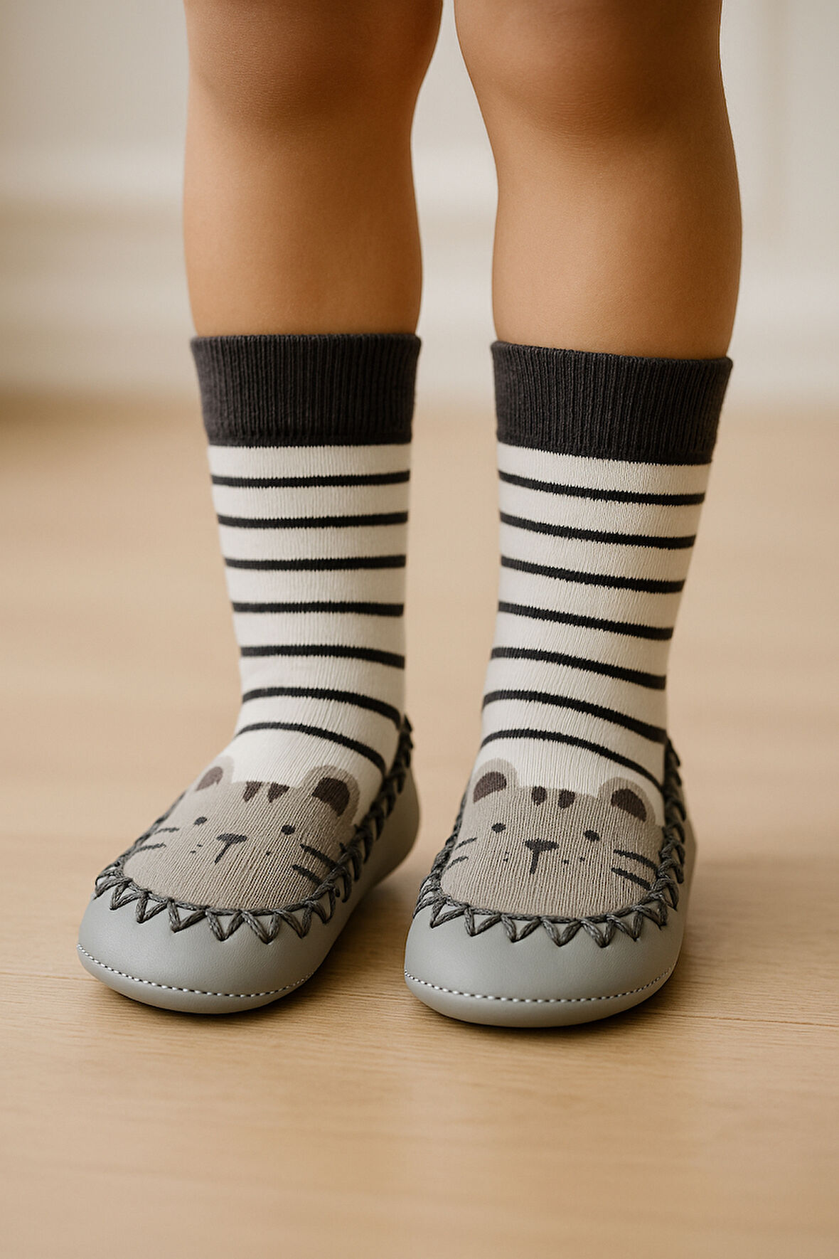 Çocuk Makosen Soket Çorap Patik Panduf – Kaydırmaz Ev & Anaokulu Ayakkabısı Gri