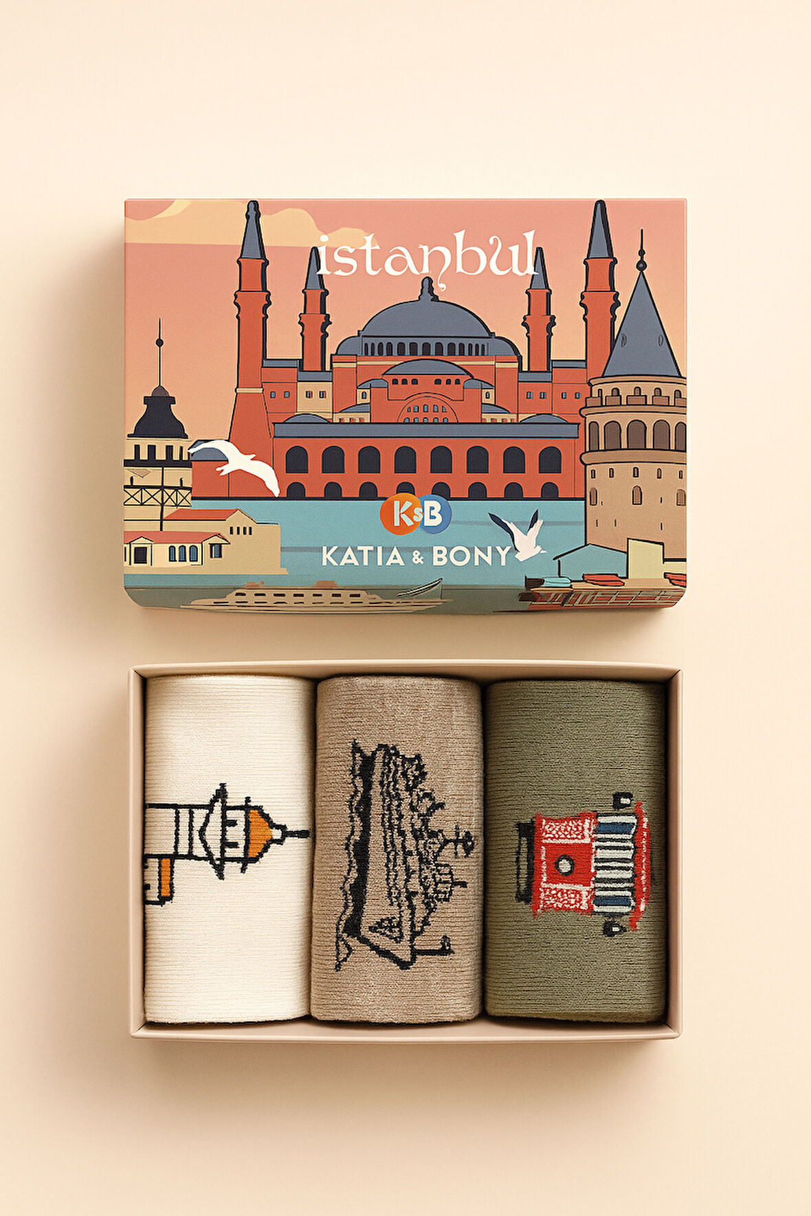 Özel İstanbul Koleksiyonu Kutulu 3'lü Şehir Serisi Unisex Çorap Seti 