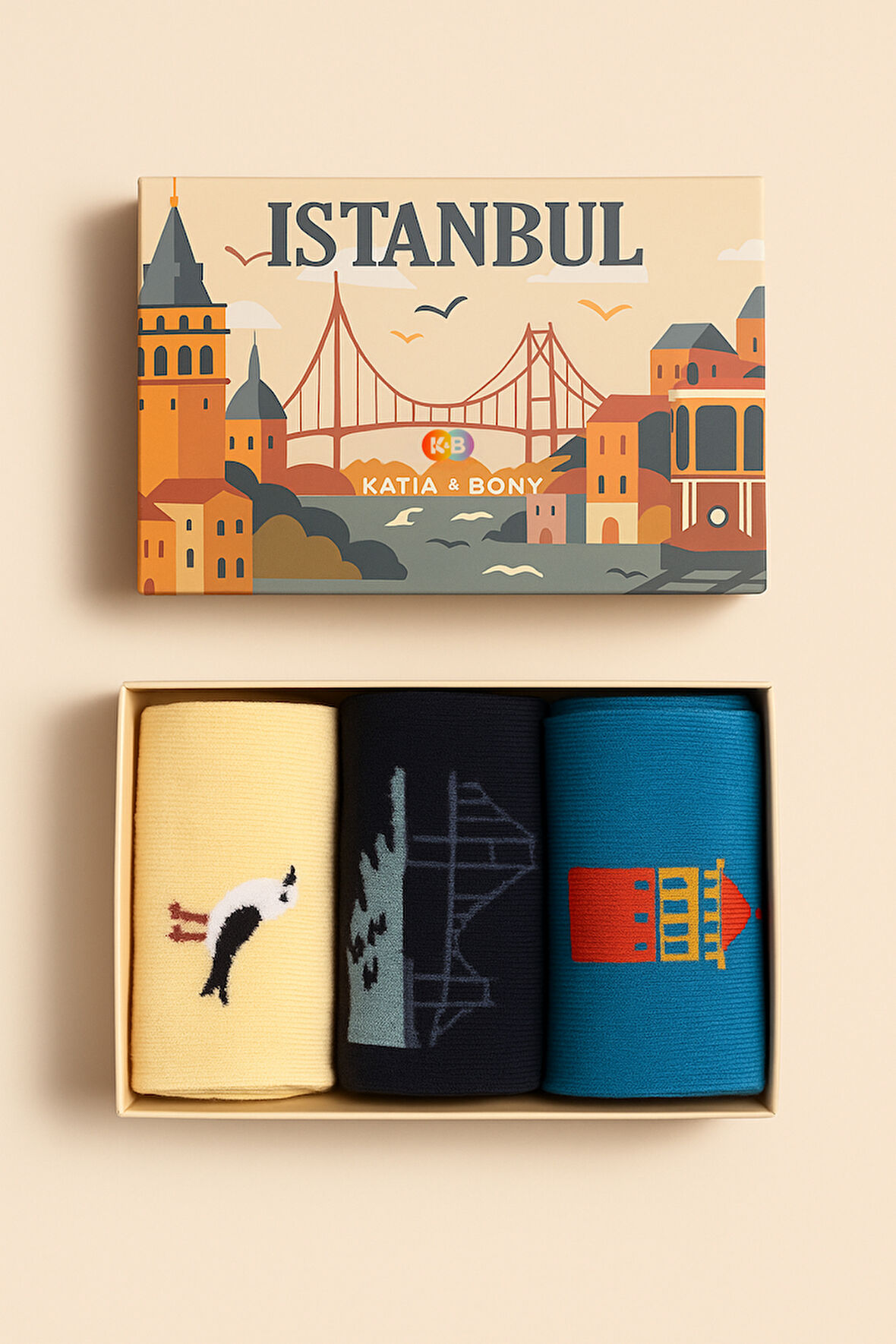 Özel İstanbul Koleksiyonu Kutulu 3'lü Şehir İkonları Unisex Çorap Seti