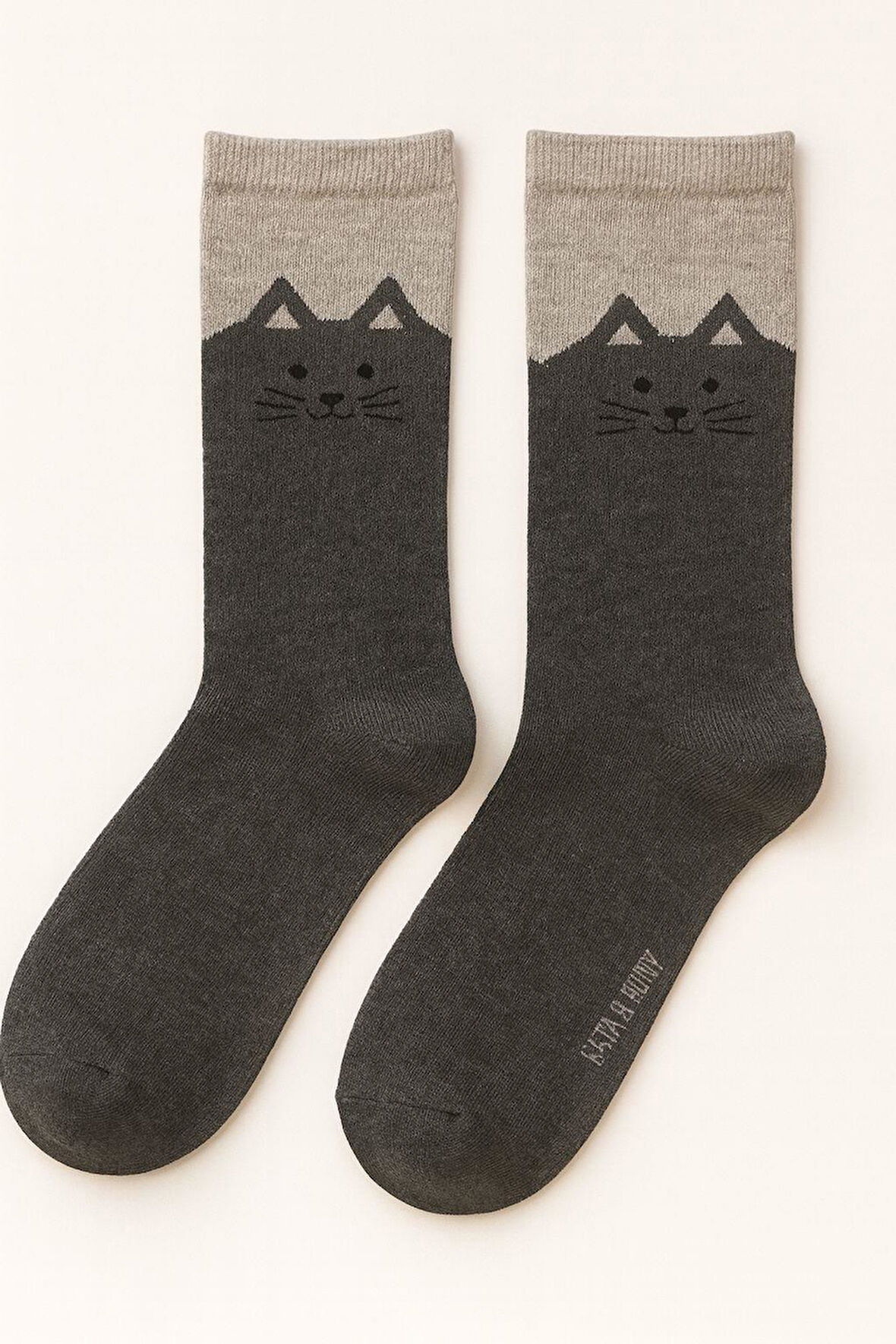 Kadın Kedi Desenli Soket Çorap Gri