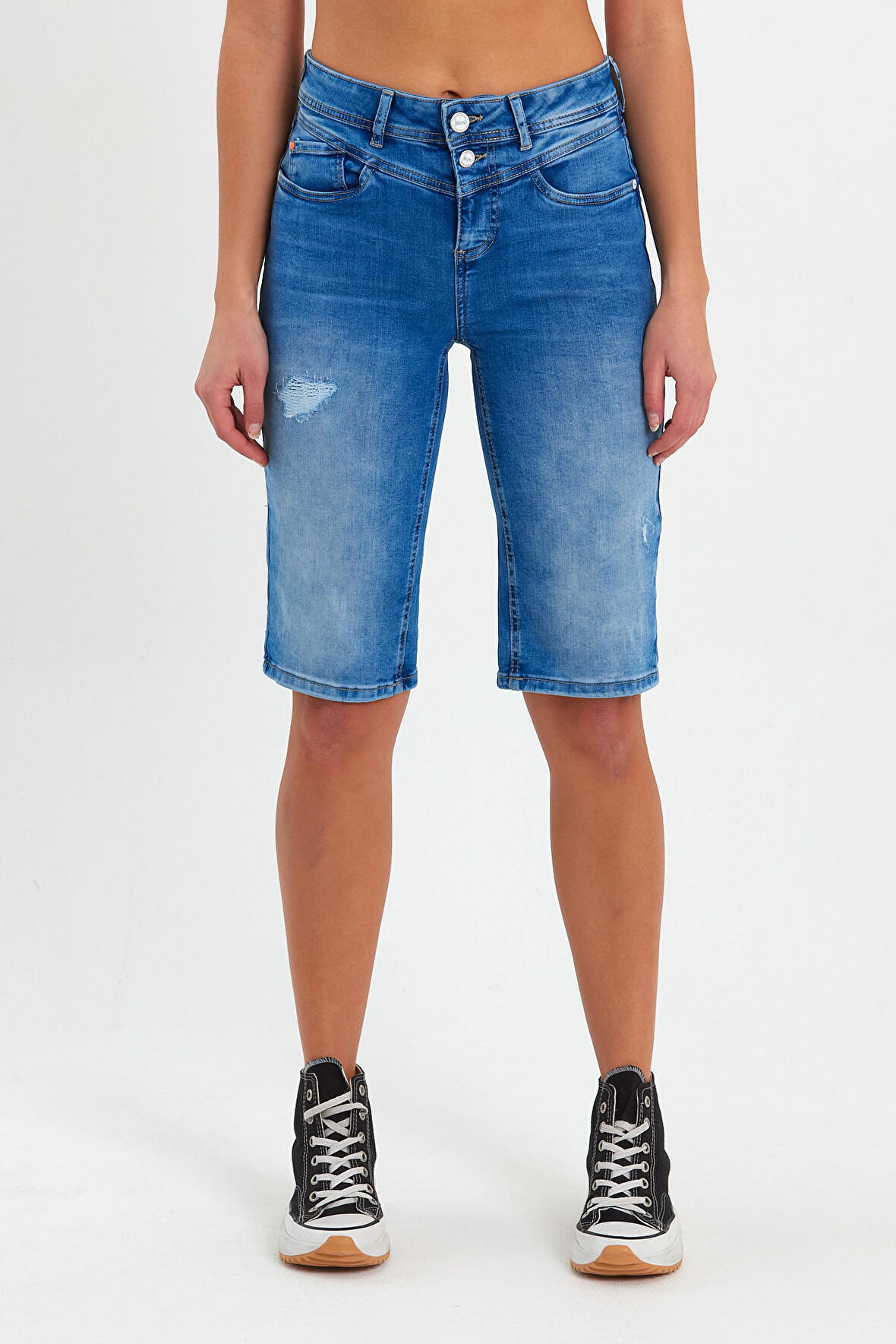 Kadı nÖnü Çift Düğmeli Denim Şort RD24YB014012