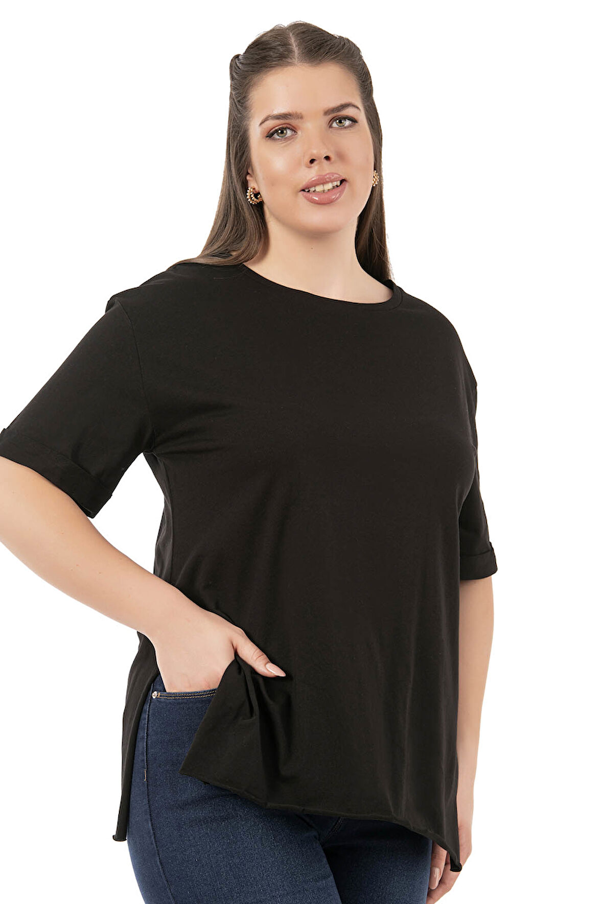 Özkan 27071 Kadın %100 Pamuklu Süprem Esnek Rahat Yuvarlak Yaka Yırtmaç Detaylı Büyük Beden Kısa Kollu T-shirt