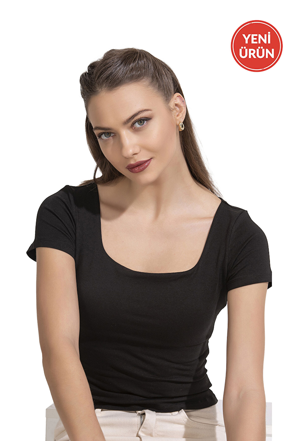 Özkan 27419 Kadın Pamuklu Rahat Kısa Kollu Süprem Kumaş Kare Yaka Crop T-Shirt