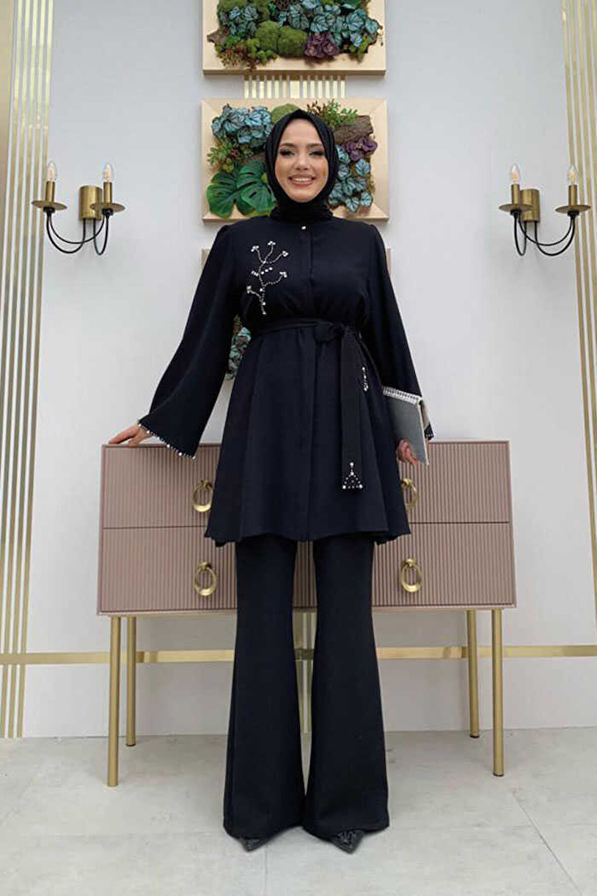 Taş İşleme Detaylı Kuşaklı Tunik ve Pantolonlu Takım 8432 Siyah