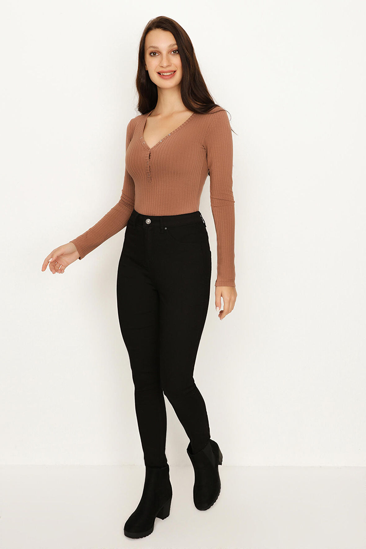 Kadın Yırtık Detaylı Yüksek Bel Skinny Jeans