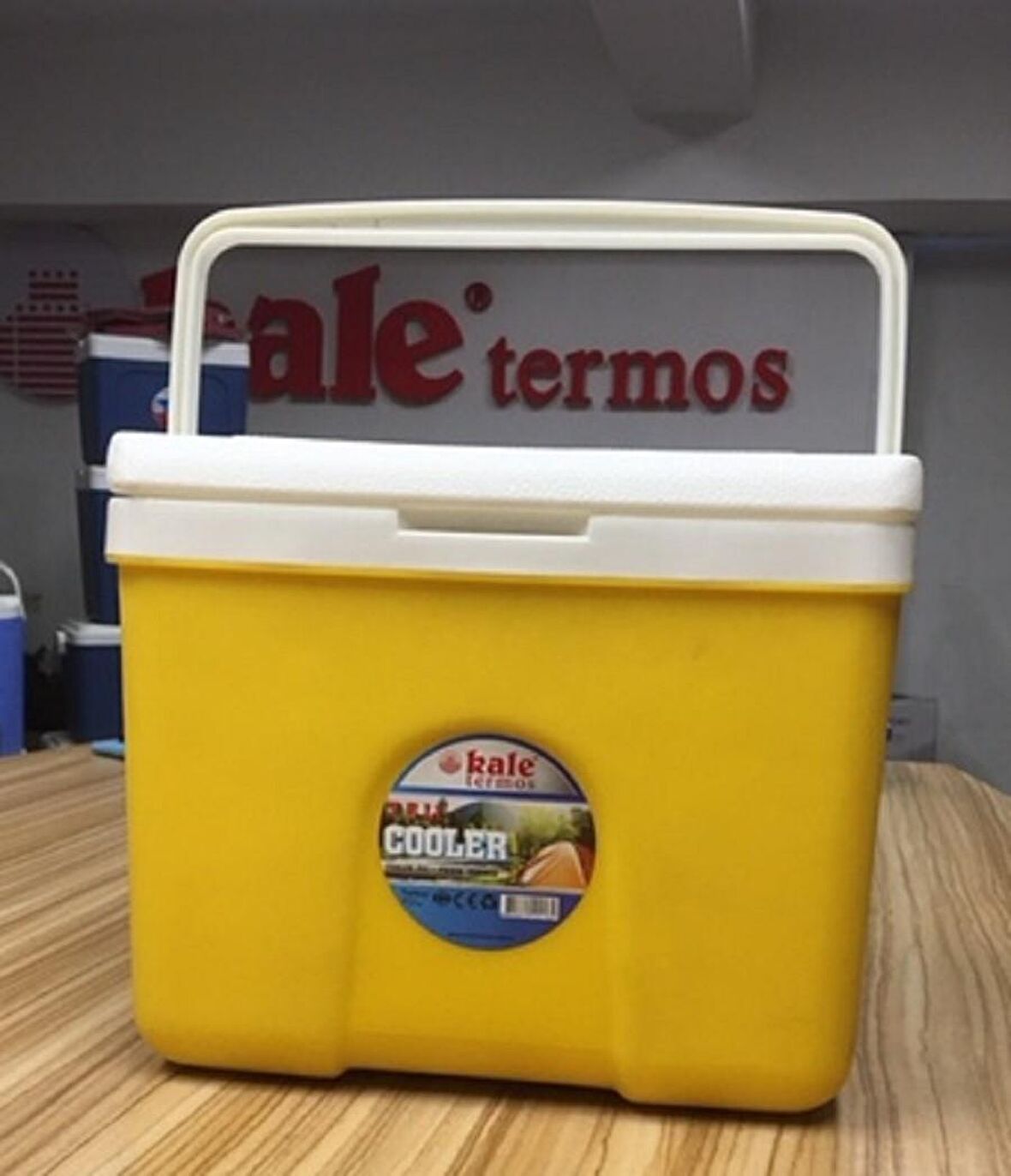 KALE TERMOS-OTO TERMOSU 7,5 LİTRE - SARI