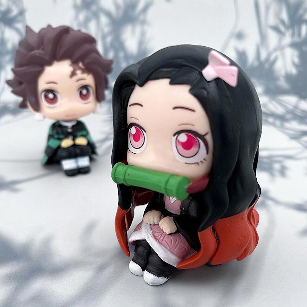 Anime Demon Slayer Nezuko Oturan Mini Figür 9 cm