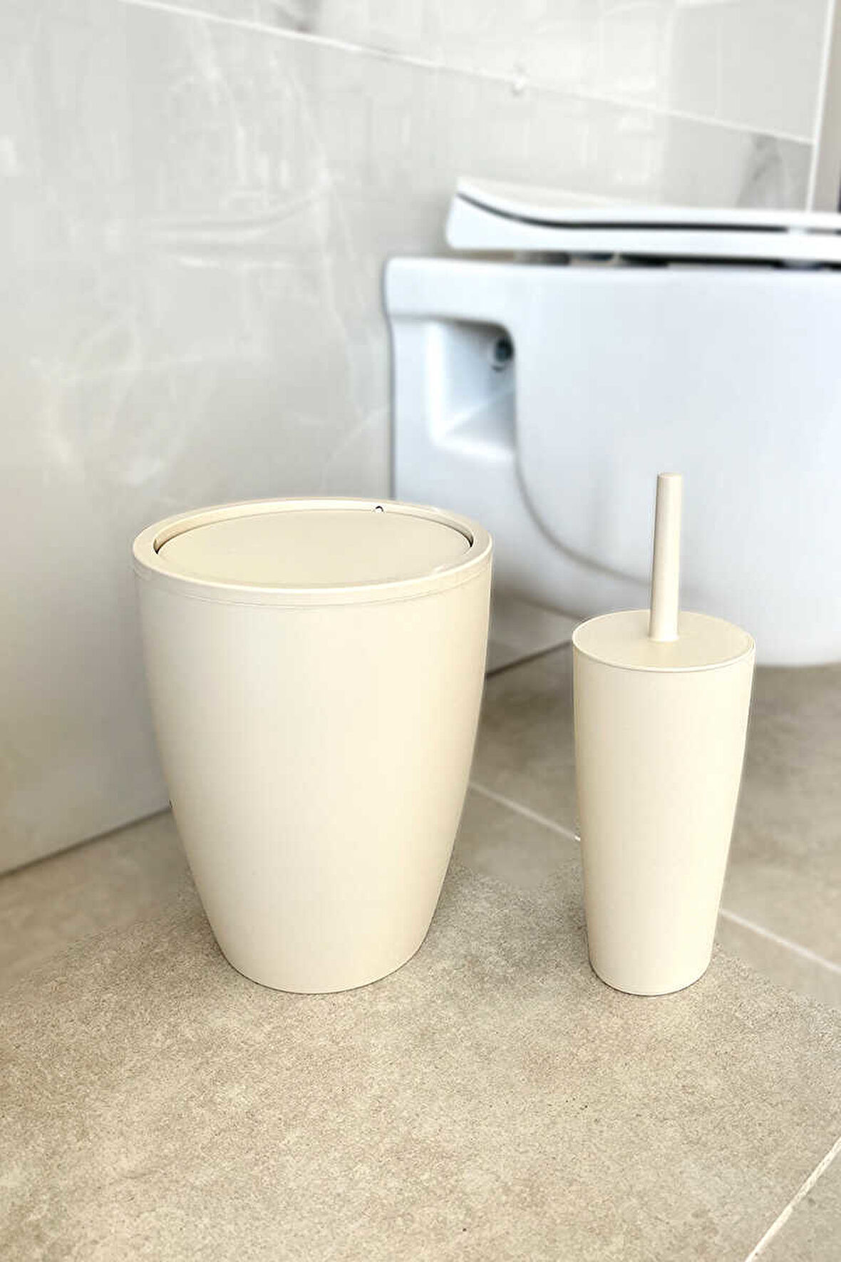 Primanova Pure 2'li Banyo Seti Çöp Kovası + Tuvalet Fırçası Bej