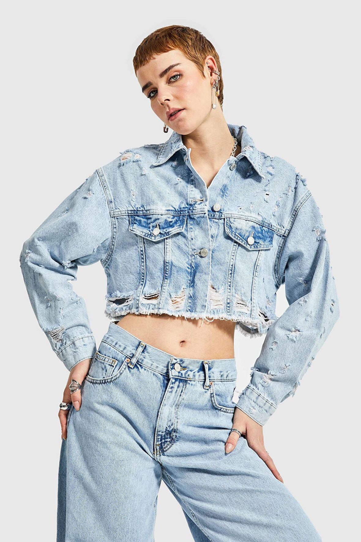 Kadın Snow Kot Rengi Yırtık Detaylı Crop Ceket