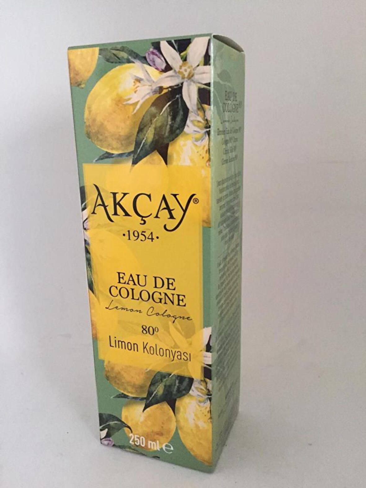 Akçay Limon Kolonyası Cam Şişe 250 Ml 