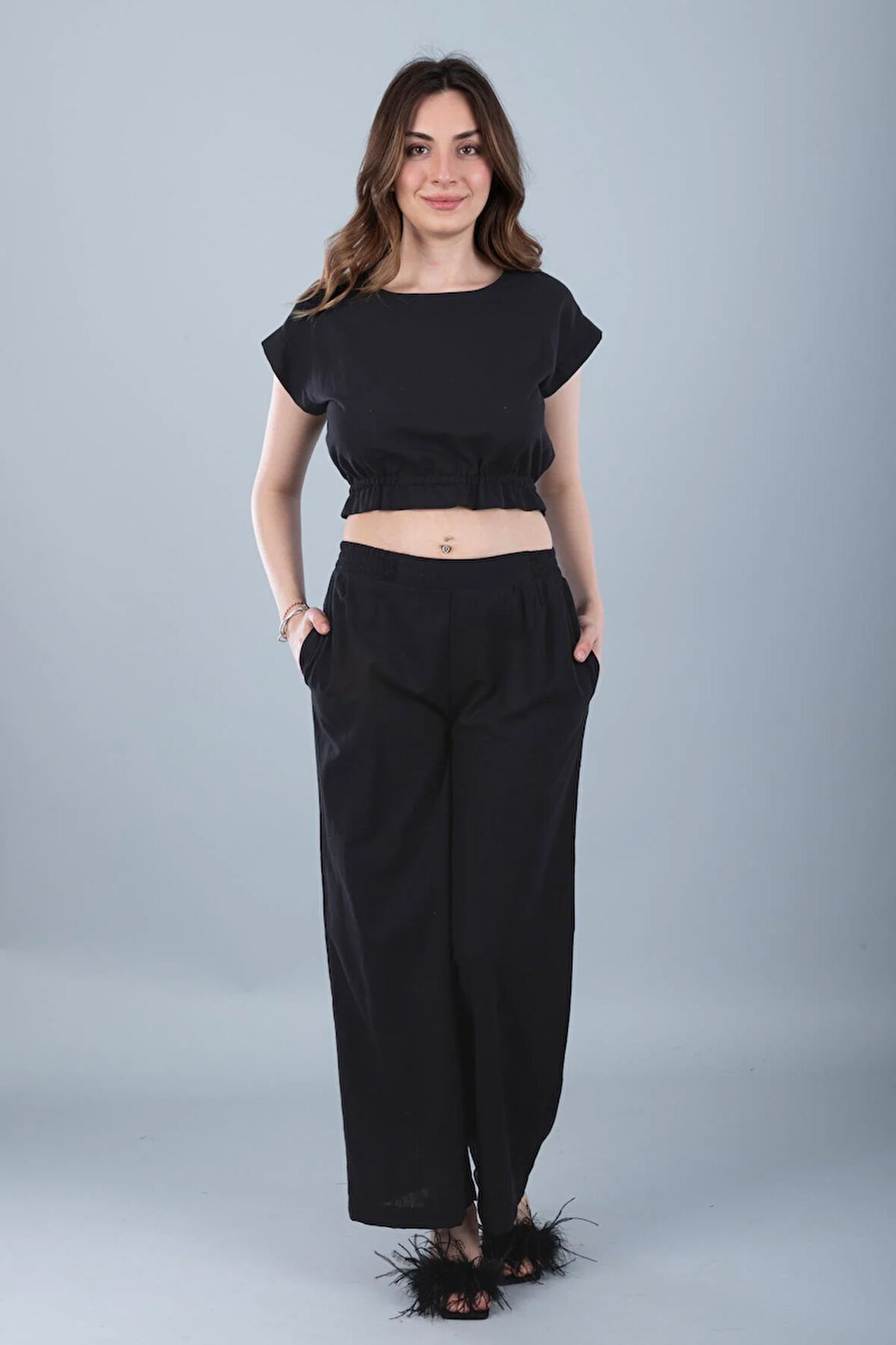 Pamuklu Crop Siyah