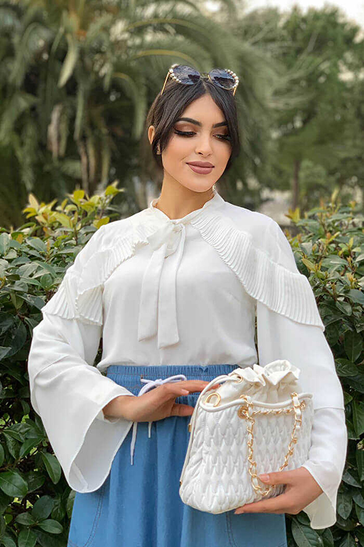 Omuz Fırfır Görünümlü Yaka Bağlamalı Katlı Kol Detay Bluz 5263 Ekru