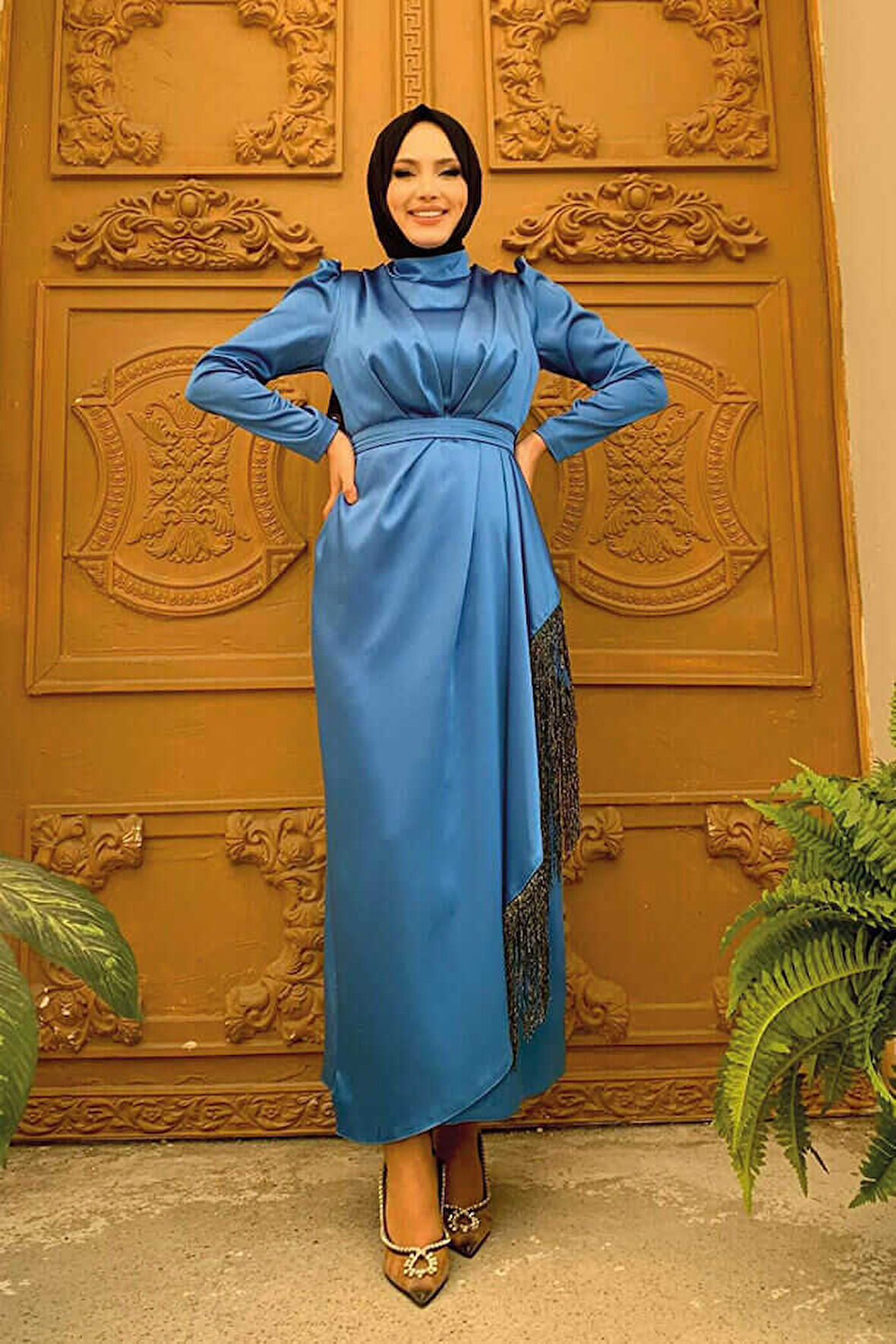 Etek Püskül Detay Kemer Aksesuarlı Saten Abiye Elbise 3763 İndigo