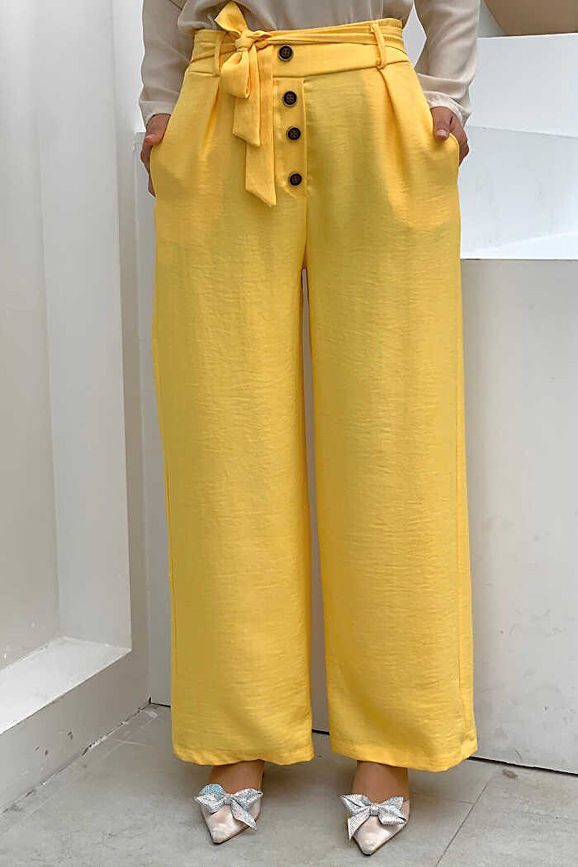 Bym Fashion Düğme Detaylı Bel Bağlamalı Cepli Bol Pantolon 0275 Sarı