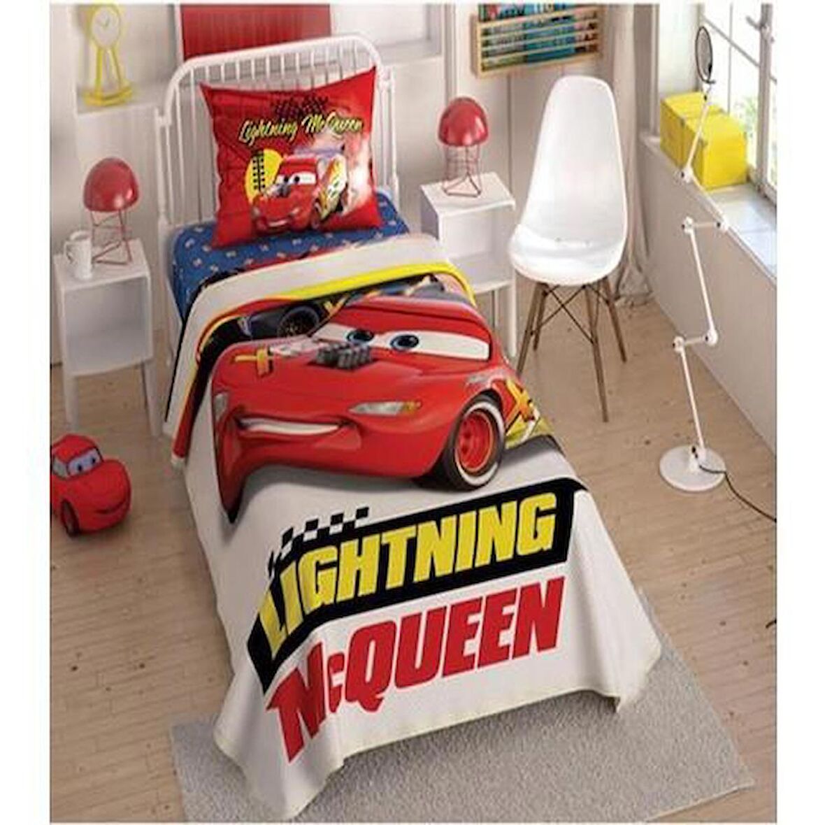 Taç Disney Cars Mcqueen Tek Kişilik Pike Takımı