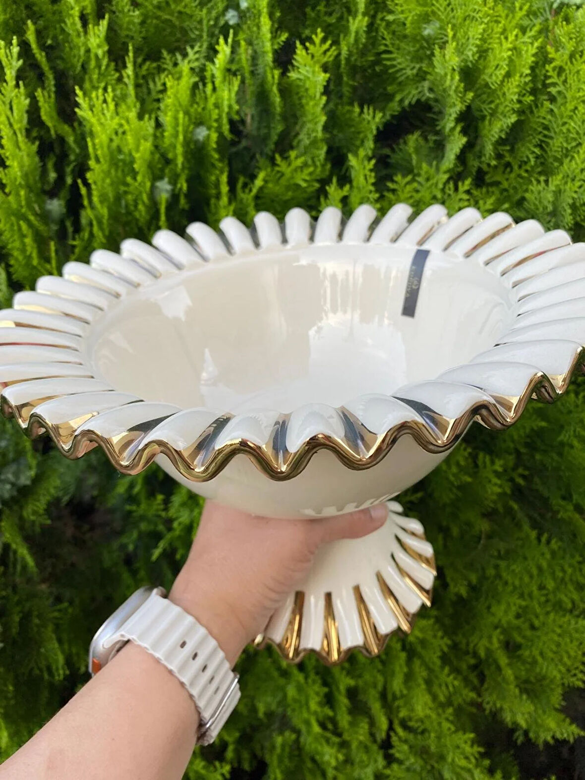 Gebo Porselen Gold Detaylı Ayaklı Servis Sunum Kasesi (28*28*20cm)