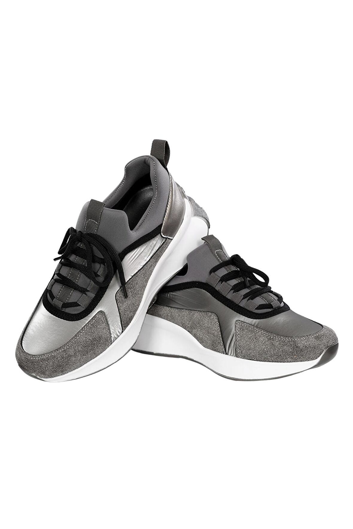 Veform Hafif ve Rahat Tabanlı, Günlük Şık ve Spor Kadın Ayakkabı FV1503FV