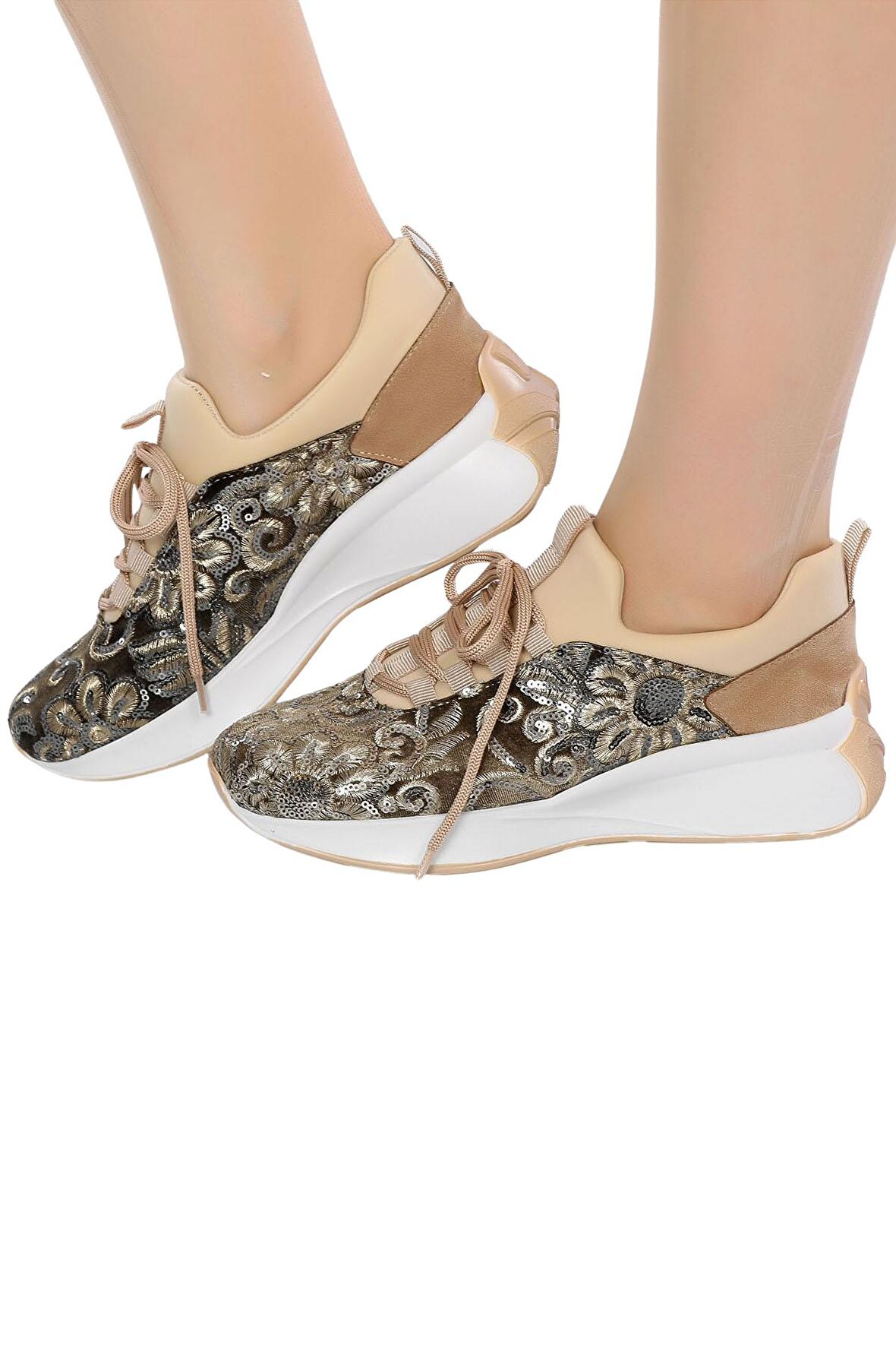 Veform Hafif ve Rahat Tabanlı, Günlük Şık ve Spor Kadın Ayakkabı Pul İşlemeli FV1512FV