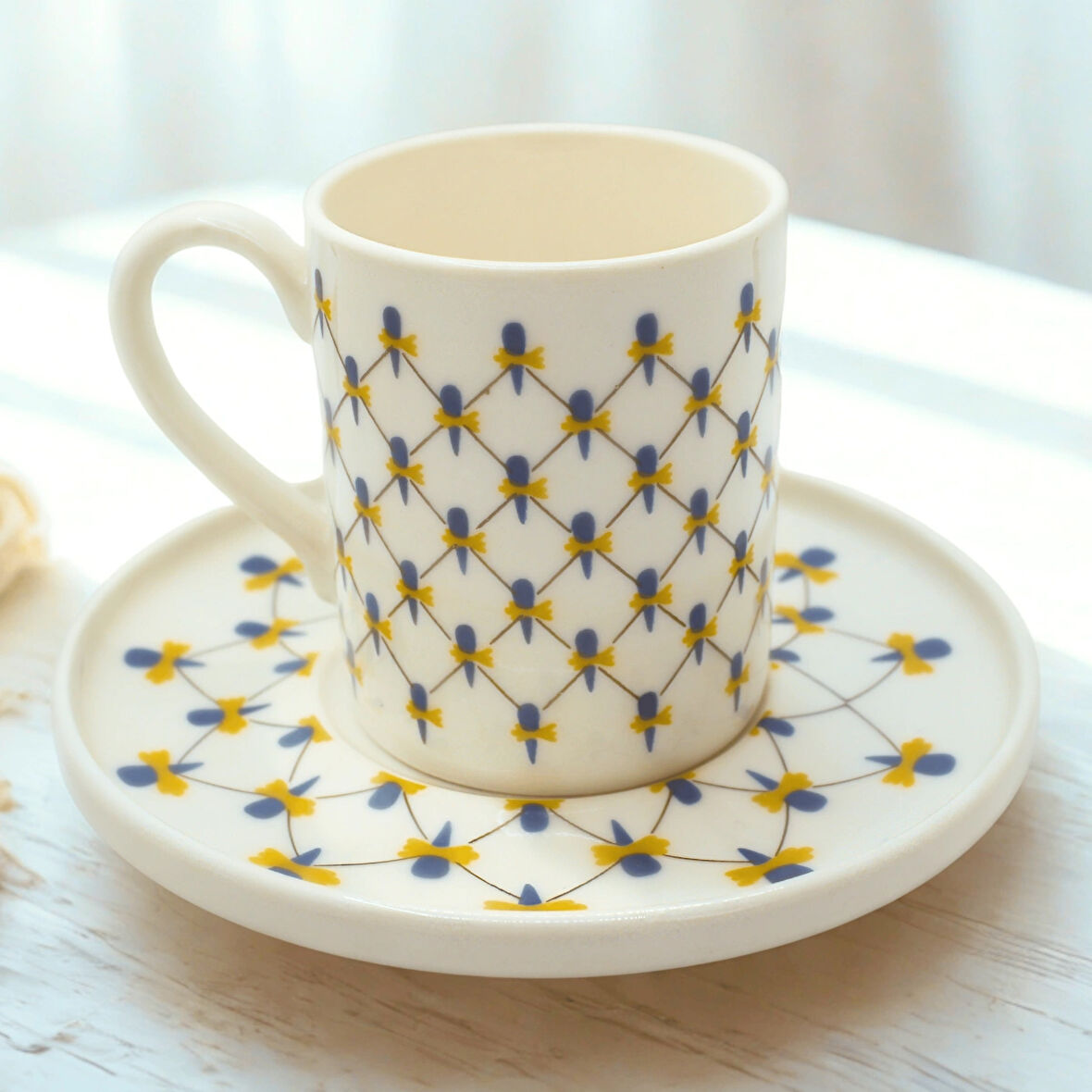 Lacivert Motifli Geometrik Desenli 6 Kişilik Kahve Fincan Takımı