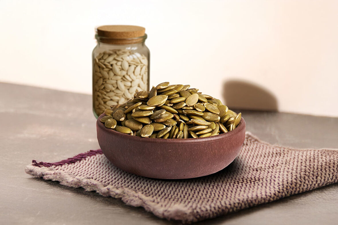 ÇİĞ İÇ KABAK ÇEKİRDEĞİ