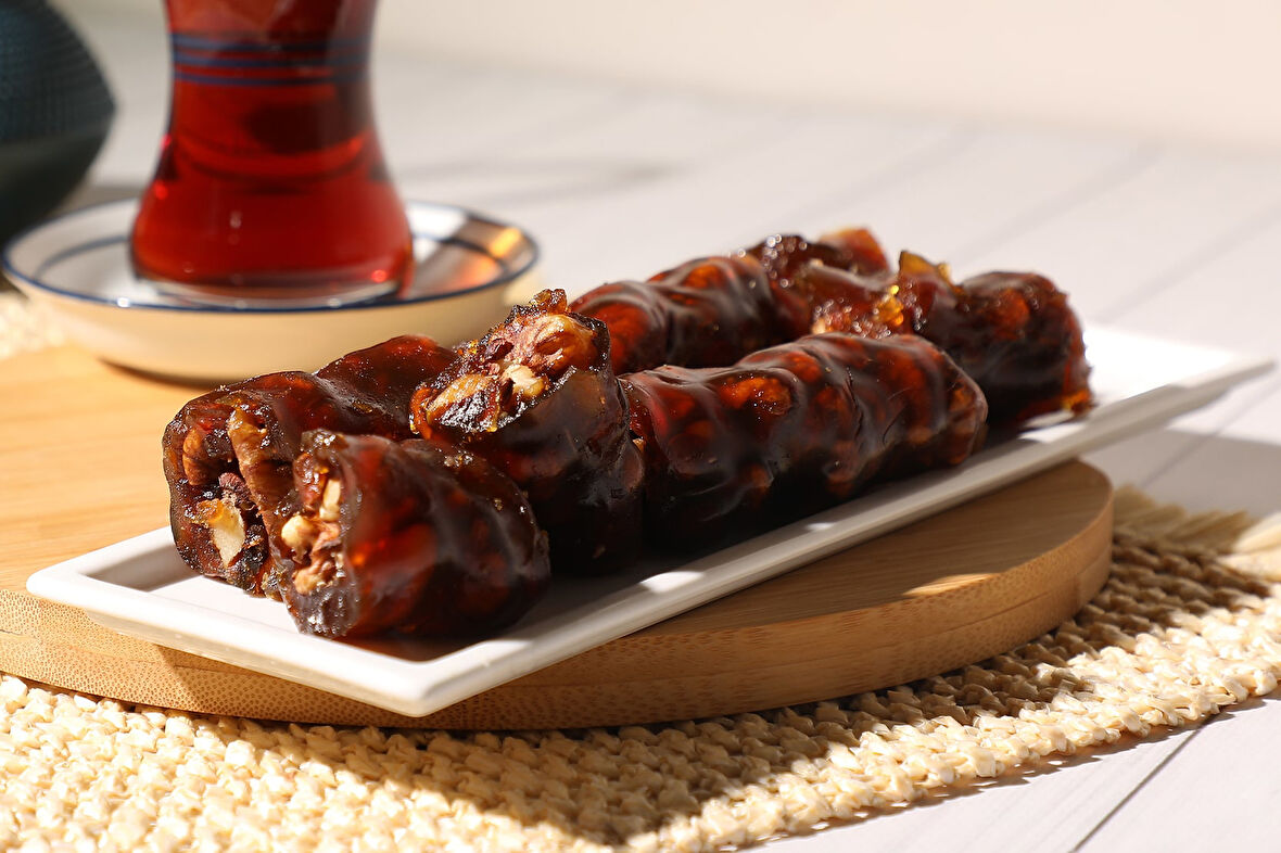 DUBLE CEVİZLİ VEZİR SUCUK 1 Kg.