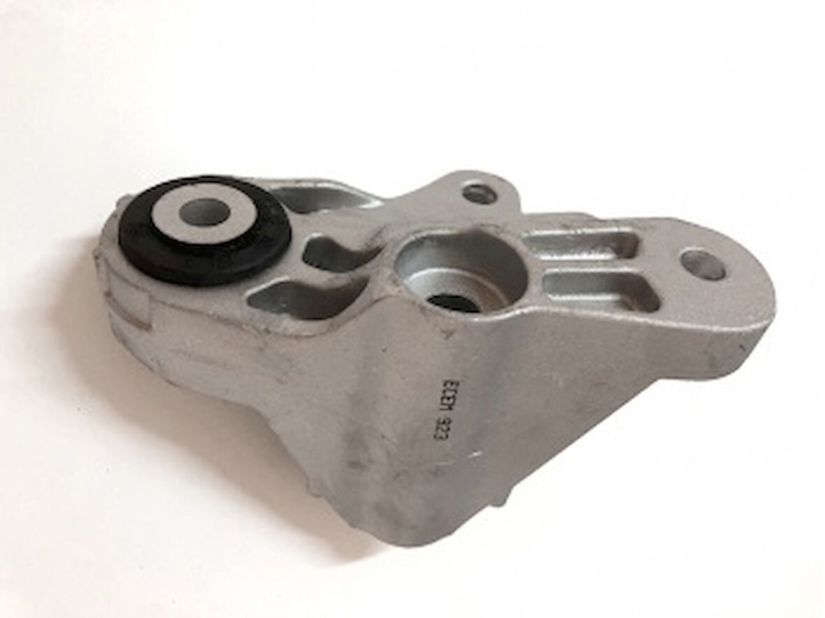 Ford Sanzıman Alt Takoz Baglantı Braketi Focus II 04>11 C Max 03>11 1,4 16v / 1,6 16v / 1,8 16v Duratec H - Ecem 923