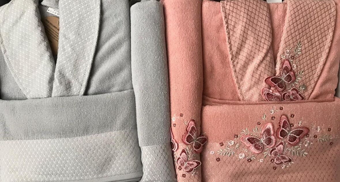 Özdilek Aile Bornoz Seti 6 Parça Mariposa Gri Pembe 