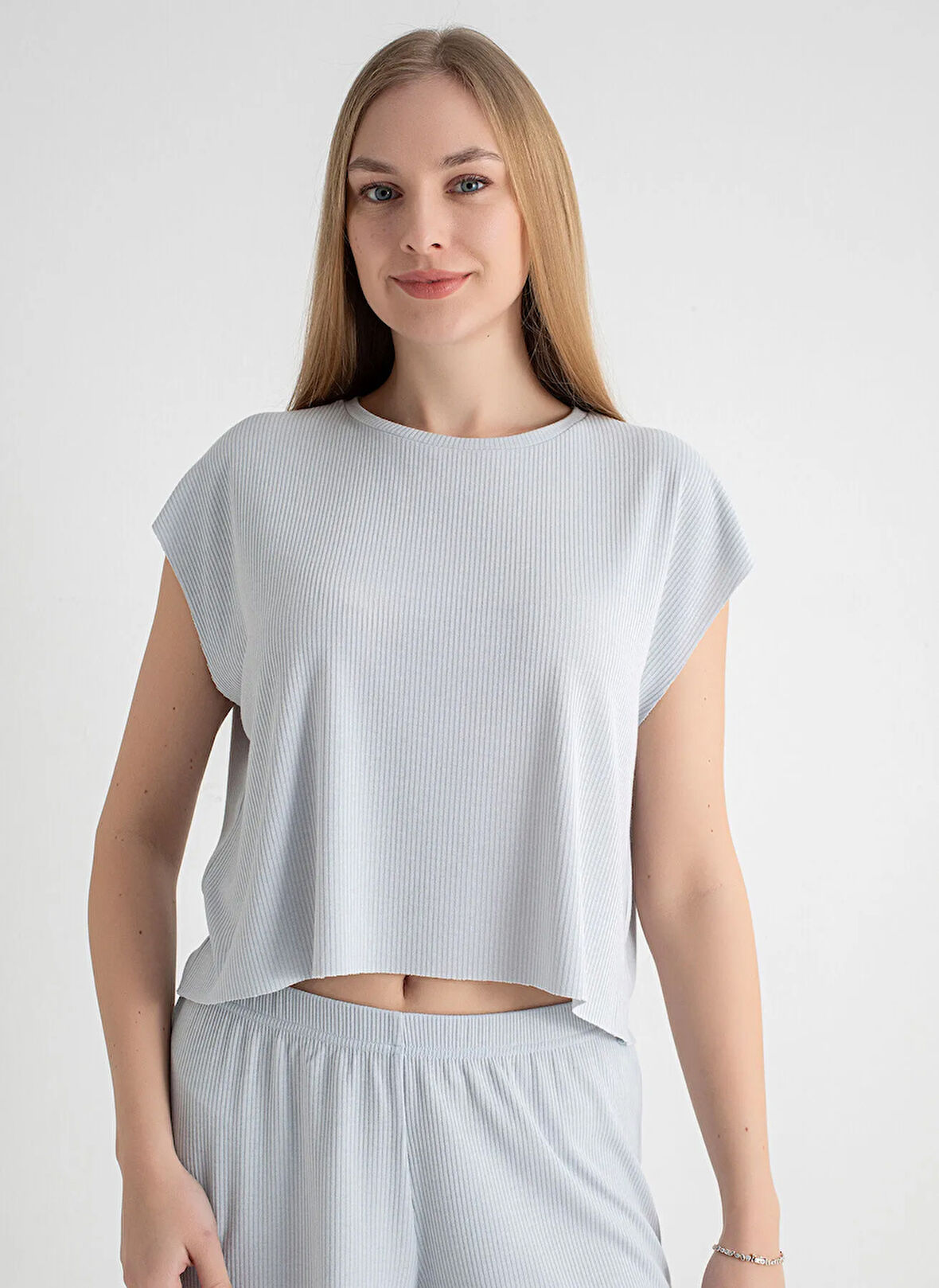 Sixteensixty Yuvarlak Yaka Gri Pijama Üst 403SIX-1110-051