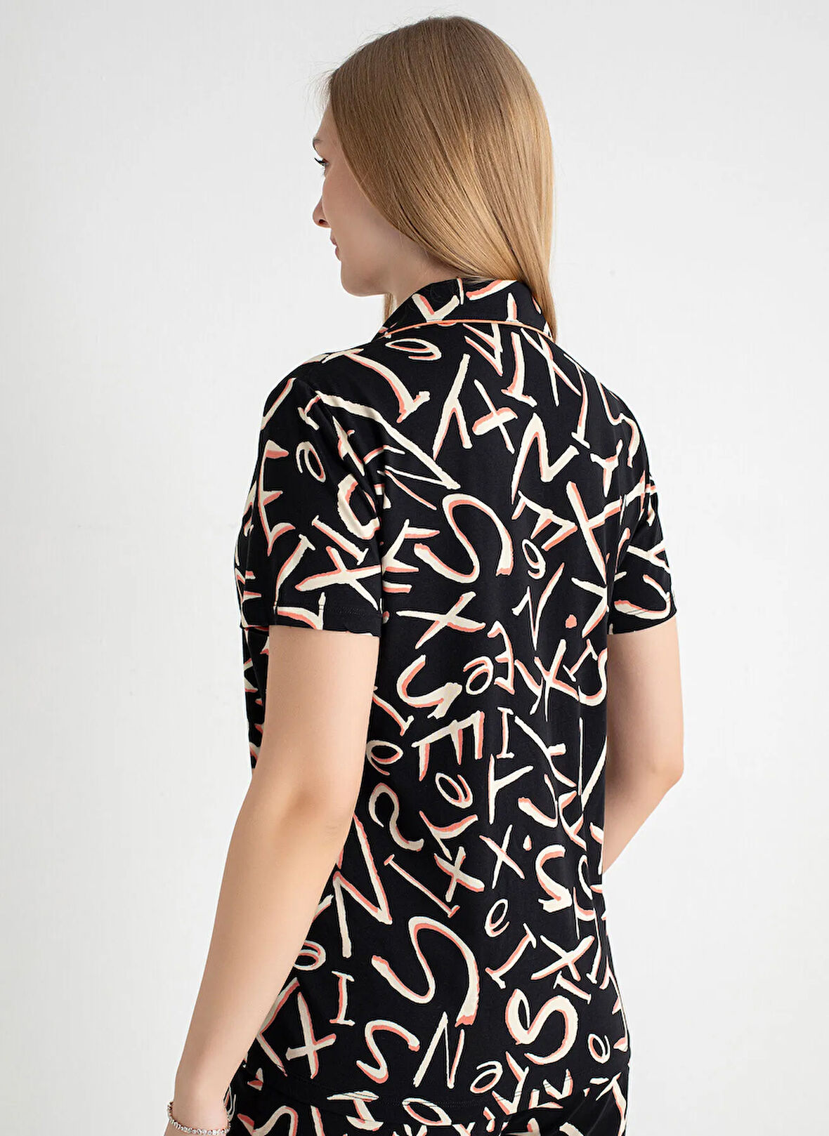 Sixteensixty V Yaka Siyah Pijama Üst 403SIX-1110-064