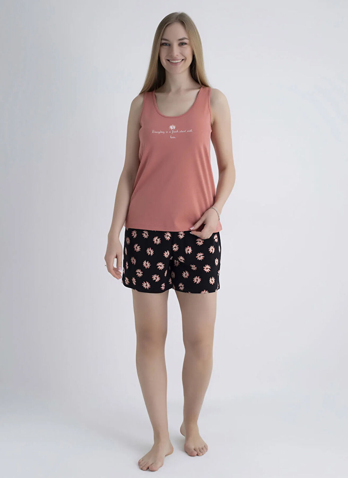 Sixteensixty Siyah Kadın Pijama Şort 403SIX-1117-075
