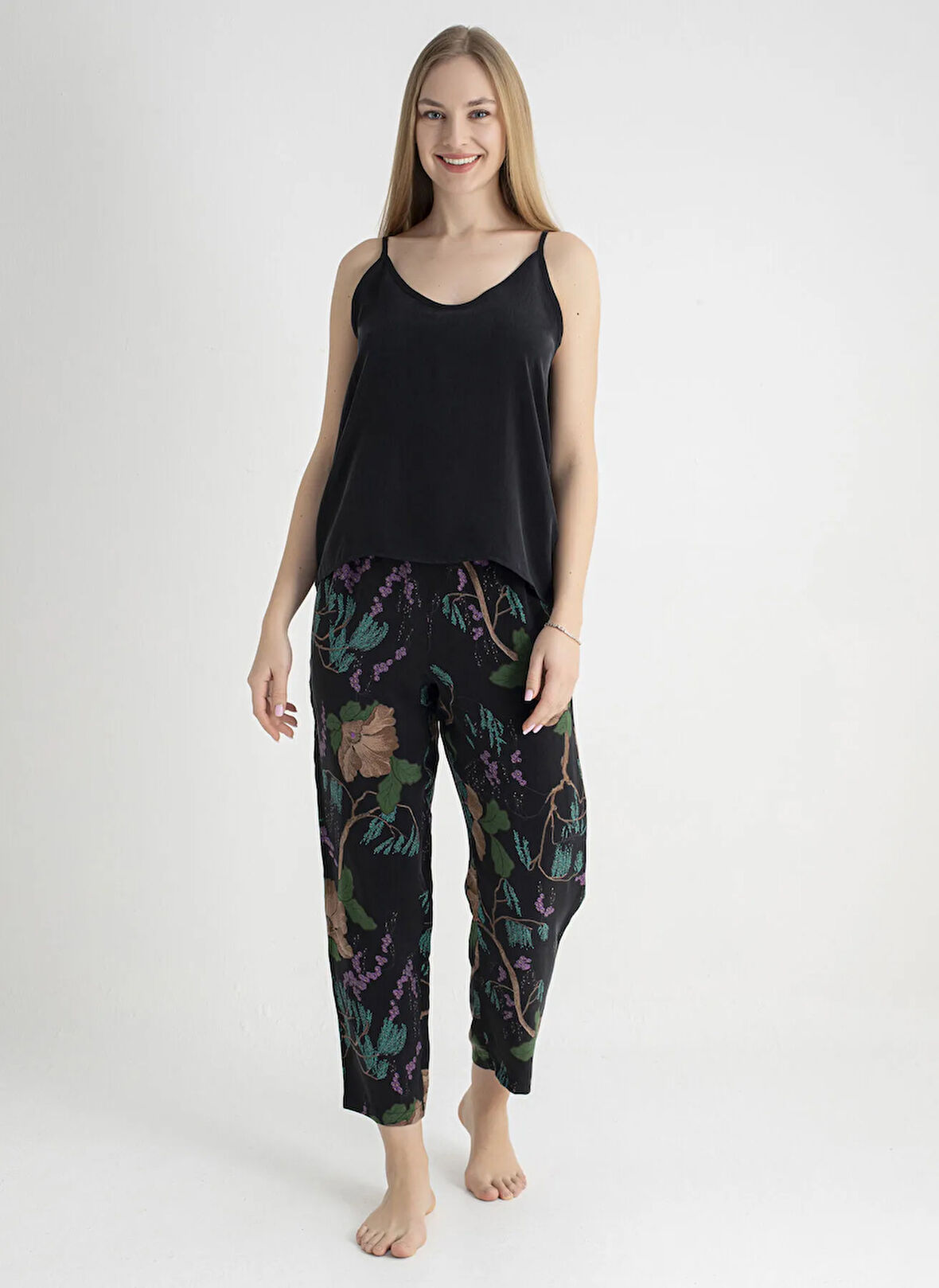 Vivis Yuvarlak Yaka Siyah Kadın Büstiyer 50VIV10812