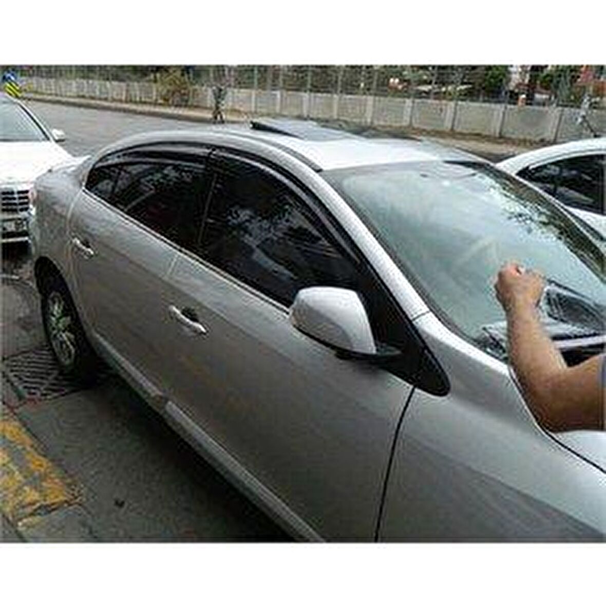 Renault fluence cam rüzgarlığı mugen tip sunplex