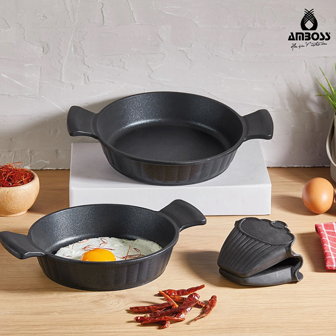 Amboss Kuvars 2 Parça Döküm Titanyum Kaplama Sahan Seti 18-20 cm