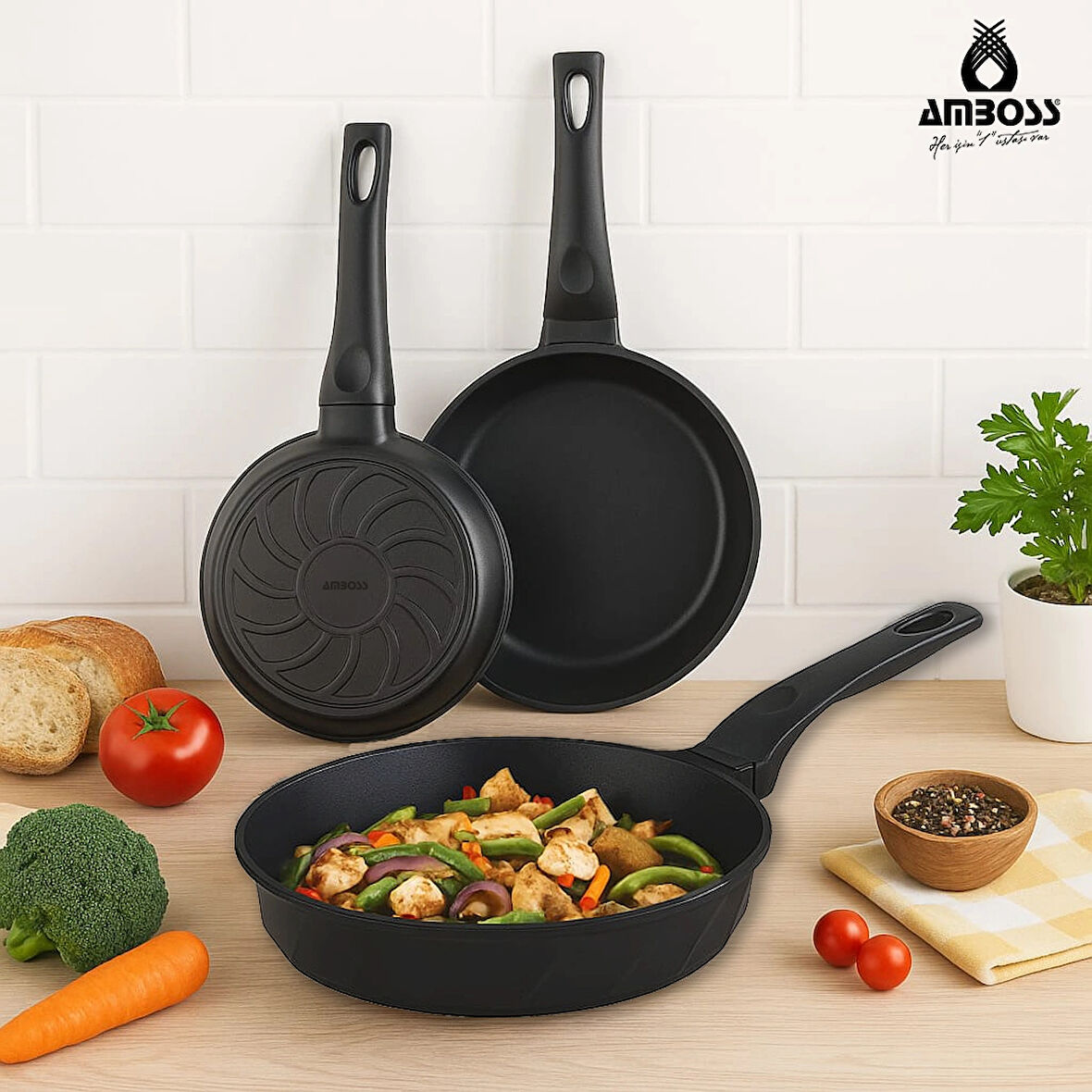 Paris 3 Parça Döküm Titanyum Kaplama Tava Seti Siyah